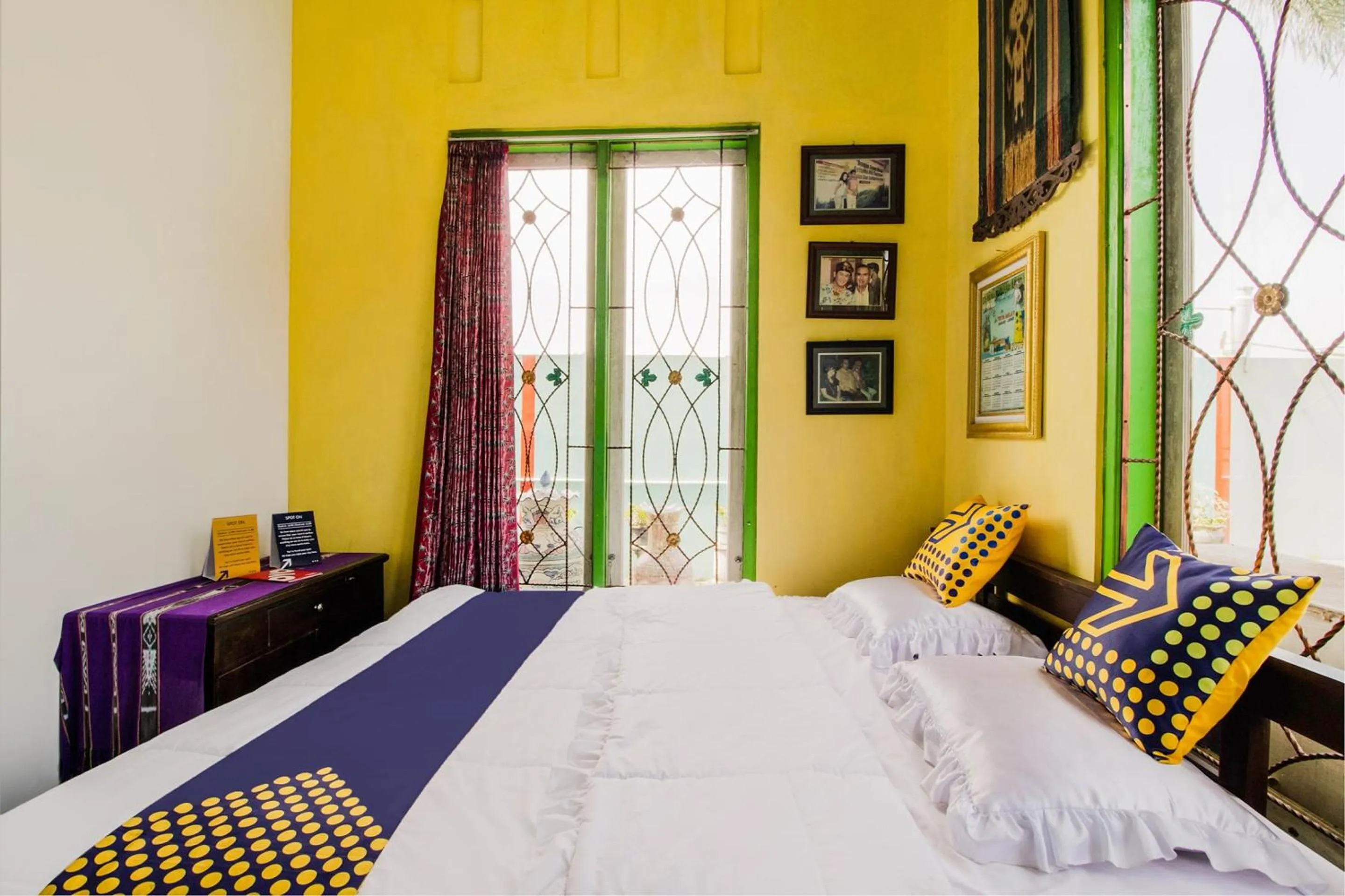 Bedroom, Bed in Hotel O Villa Tirta Melati Syariah