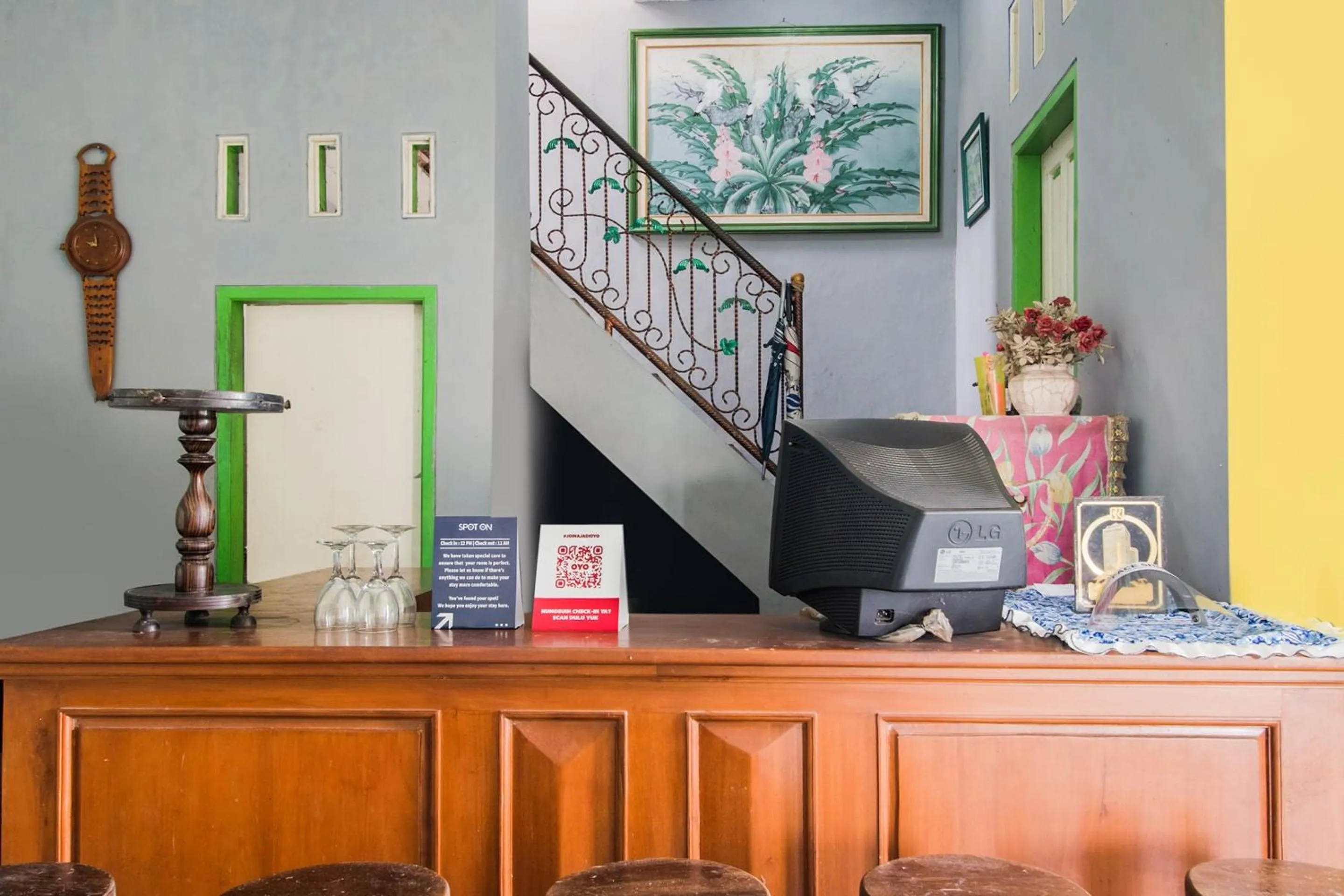 Lobby or reception in Hotel O Villa Tirta Melati Syariah