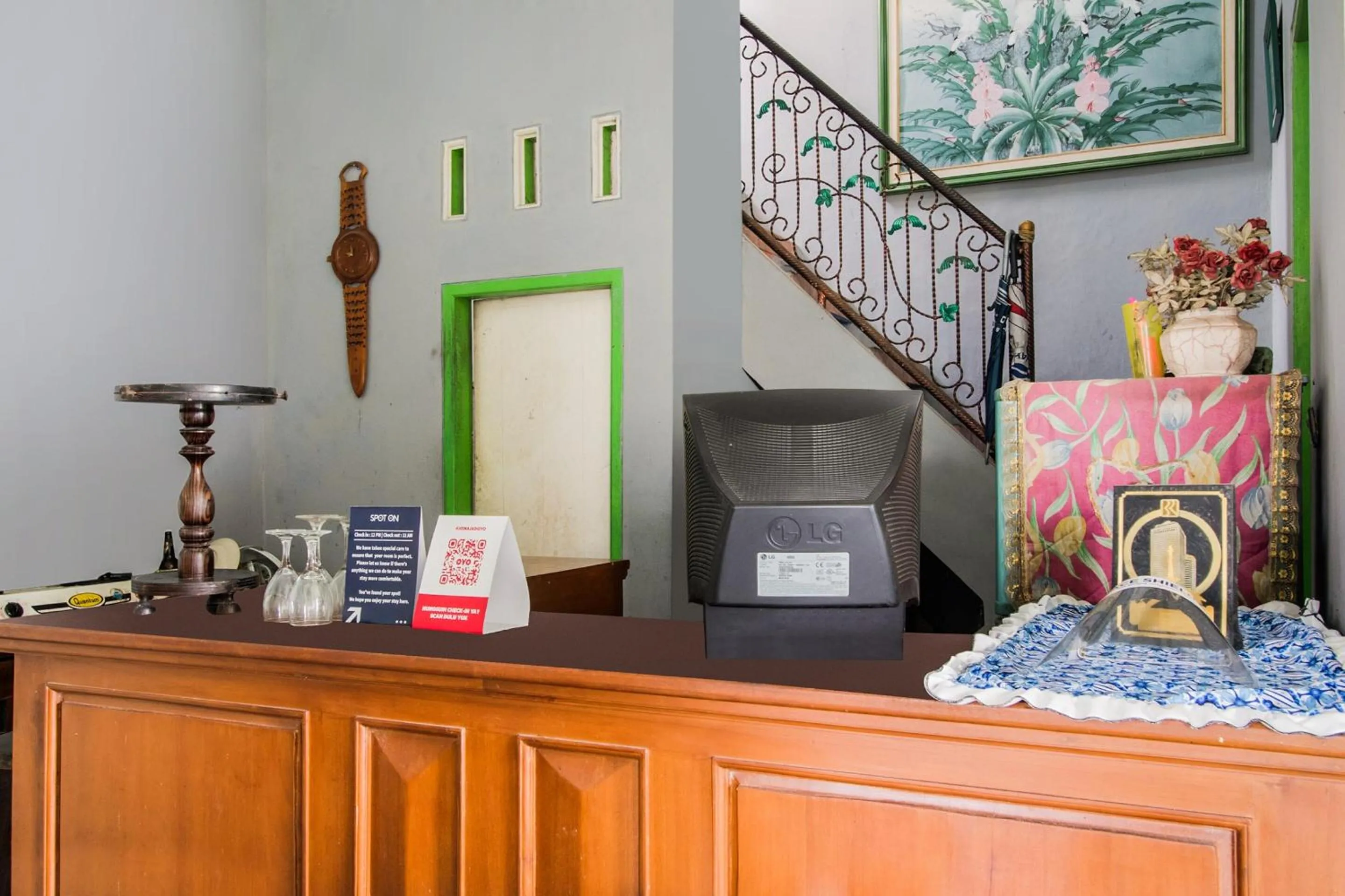 Lobby or reception in Hotel O Villa Tirta Melati Syariah
