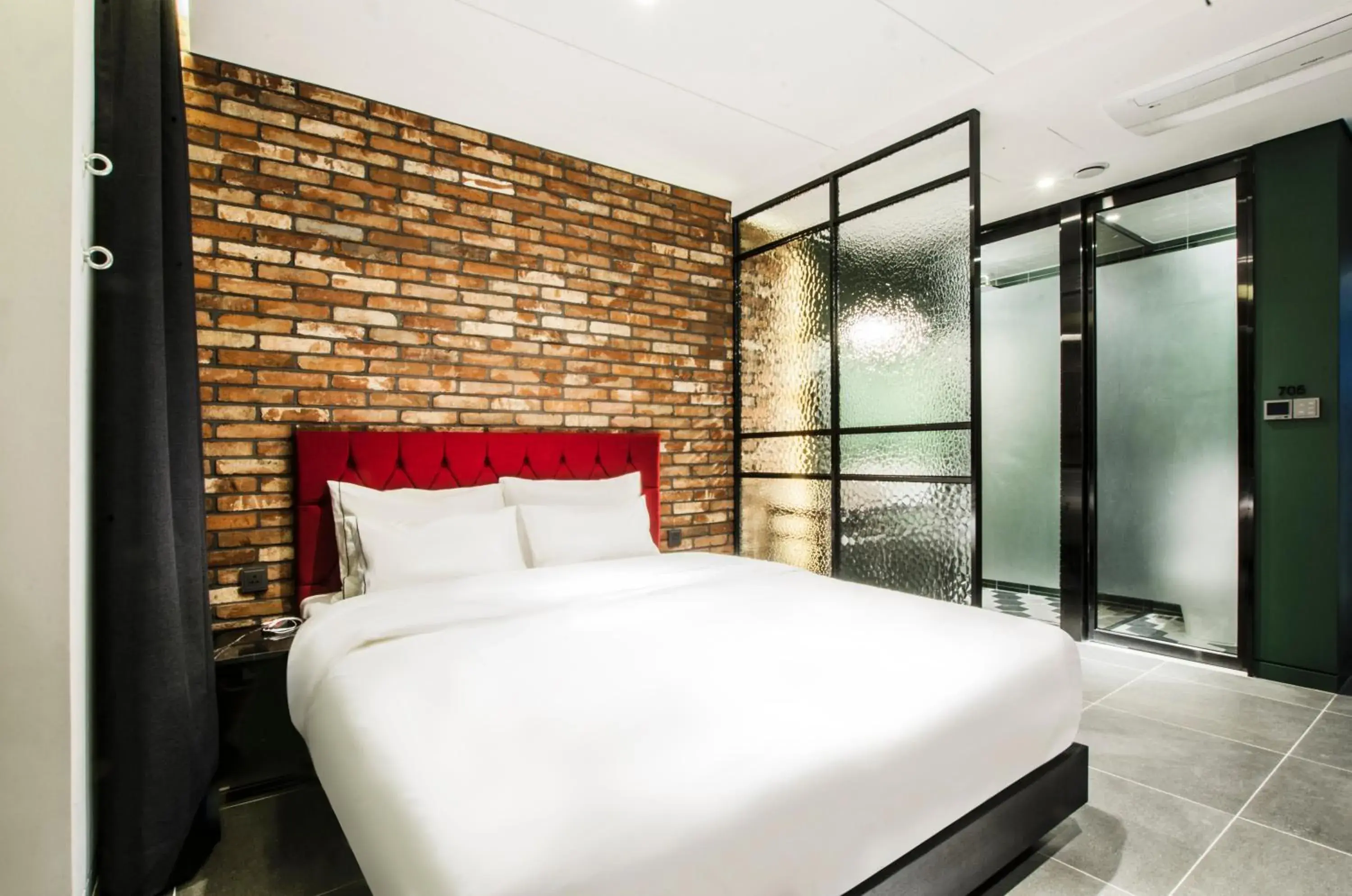 Deluxe Double Room - single occupancy in Hotel the Castle Jamsil#1 Deluxe Double Room - single occupancy in Hotel the Castle Jamsil#1