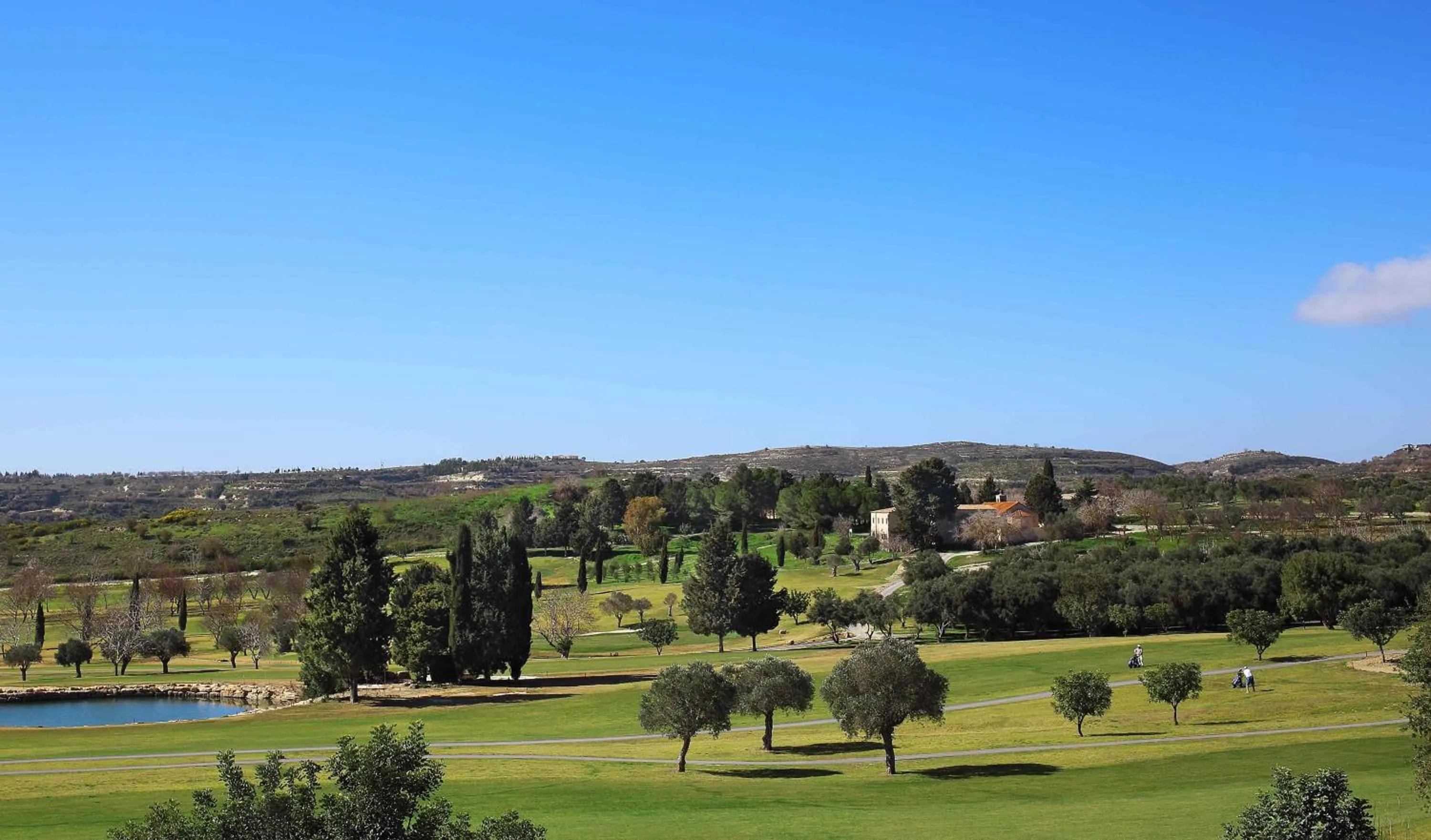 Golfcourse in Minthis Resort