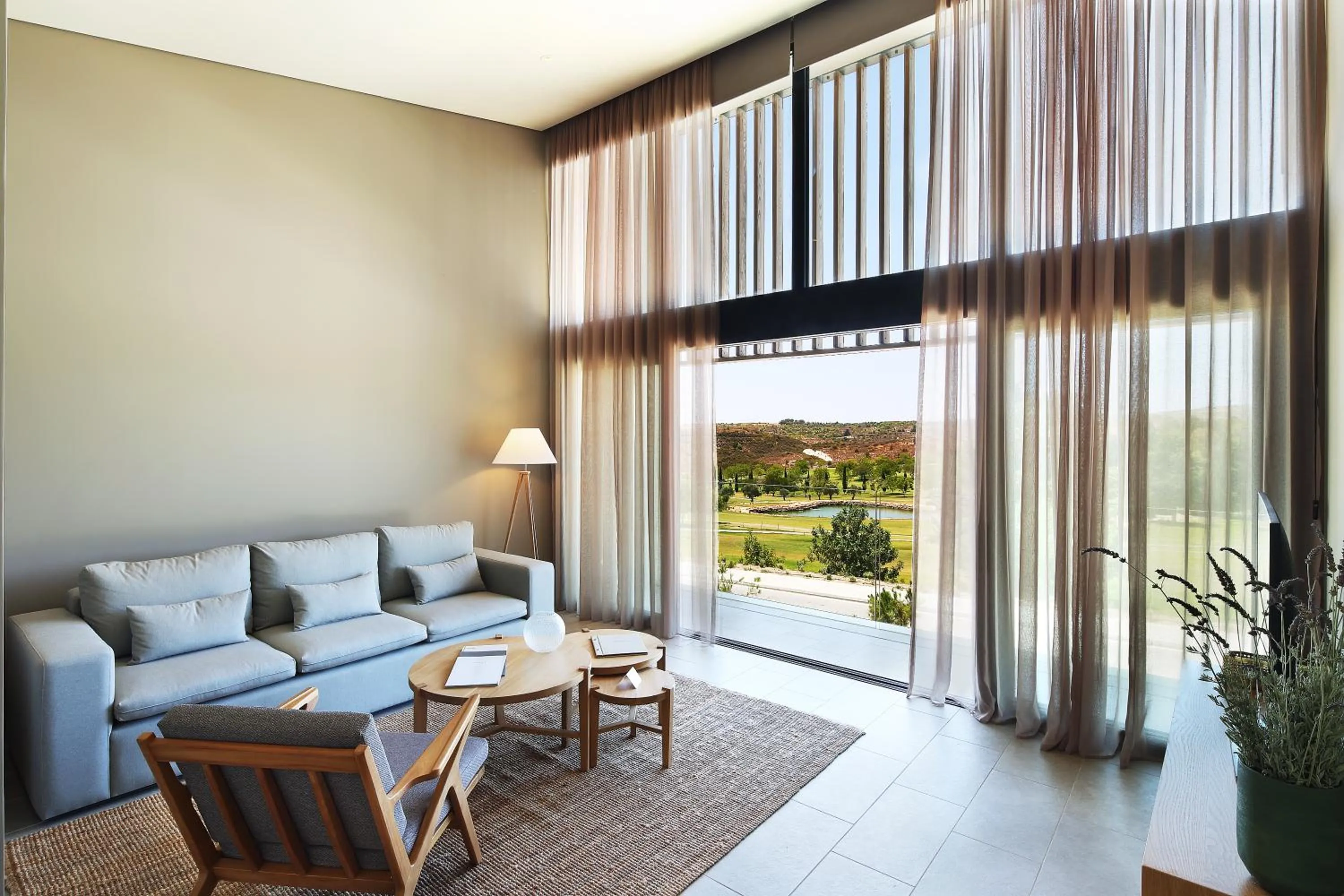 Golfcourse in Minthis Resort