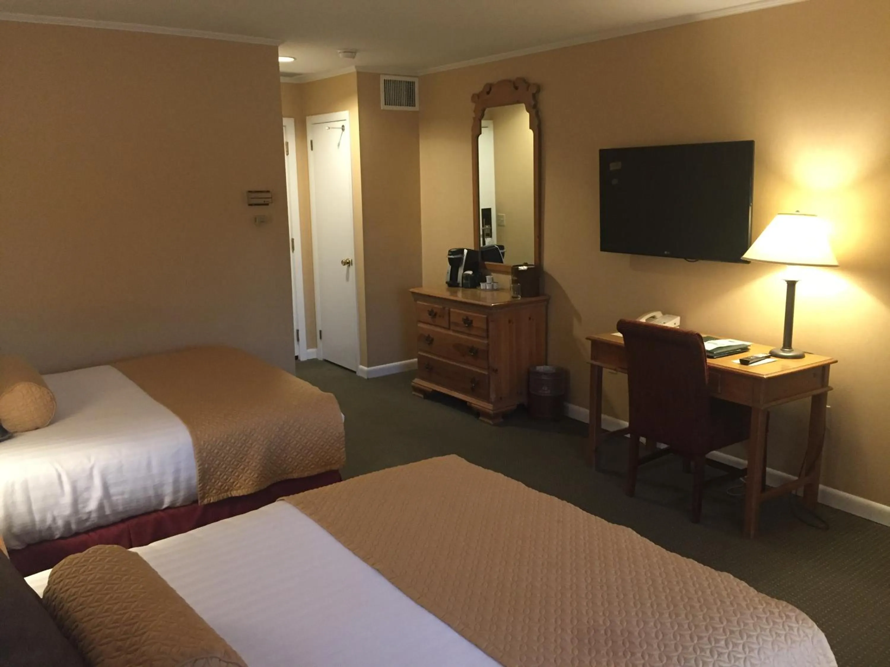 Bed in Stoweflake Mountain Resort & Spa