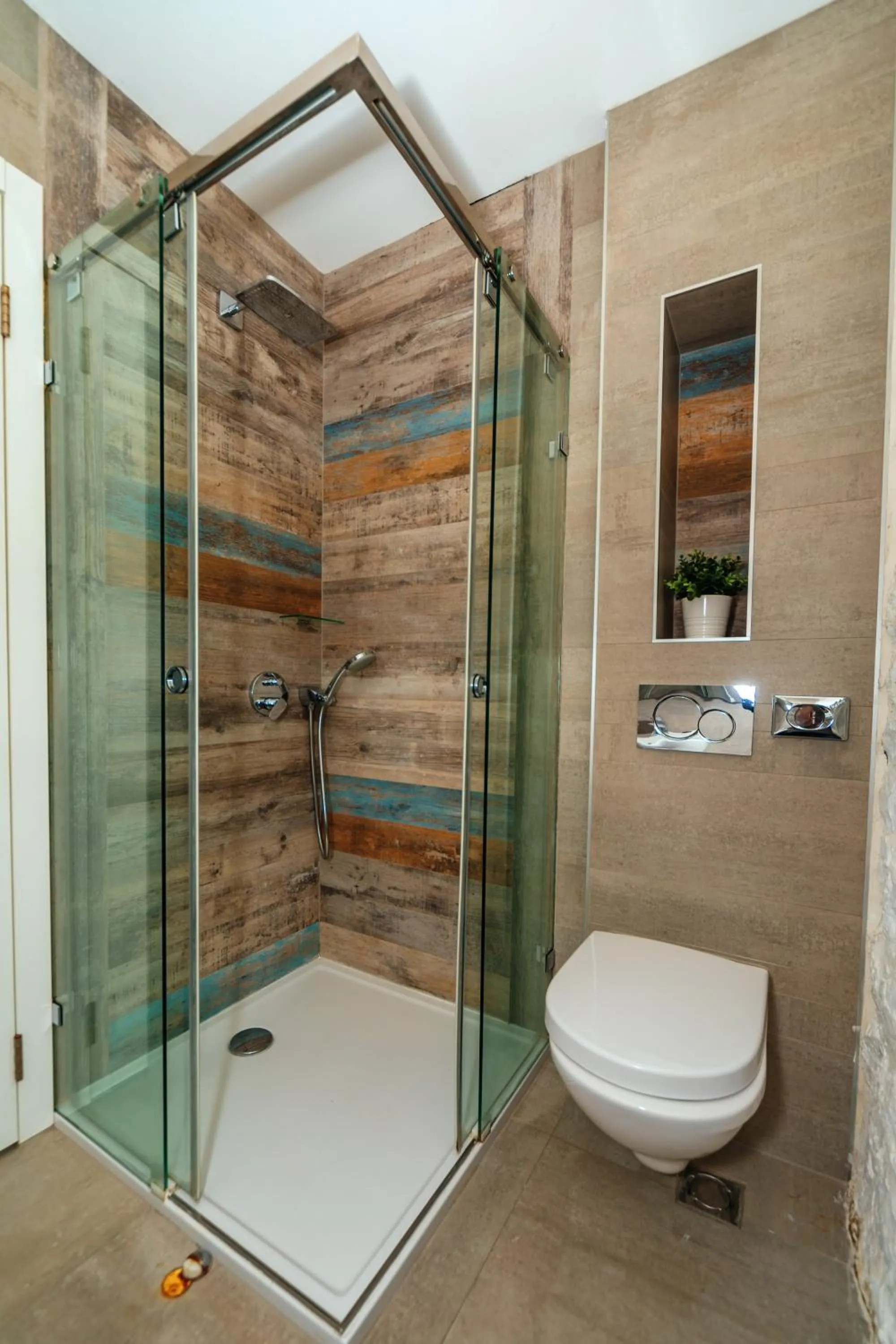 Shower in Boutique Hotel Blanc & Bleu - Capitano