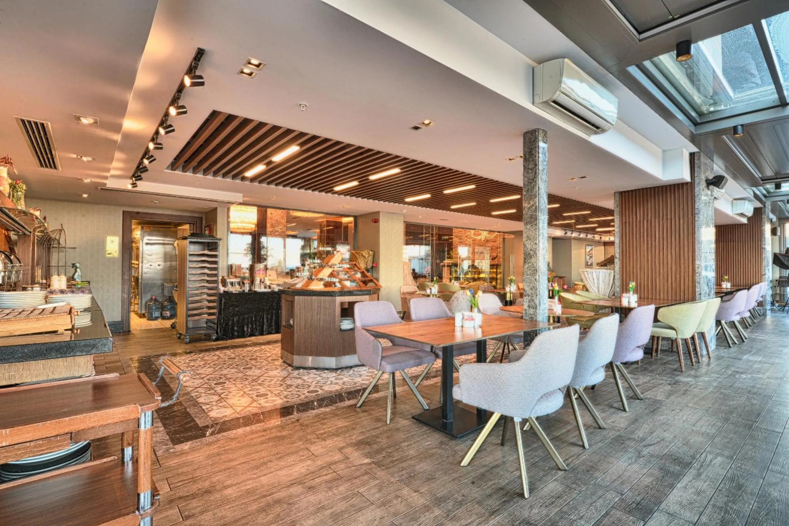 Restaurant/places to eat in Best Western Premier Ottoperla Hotel