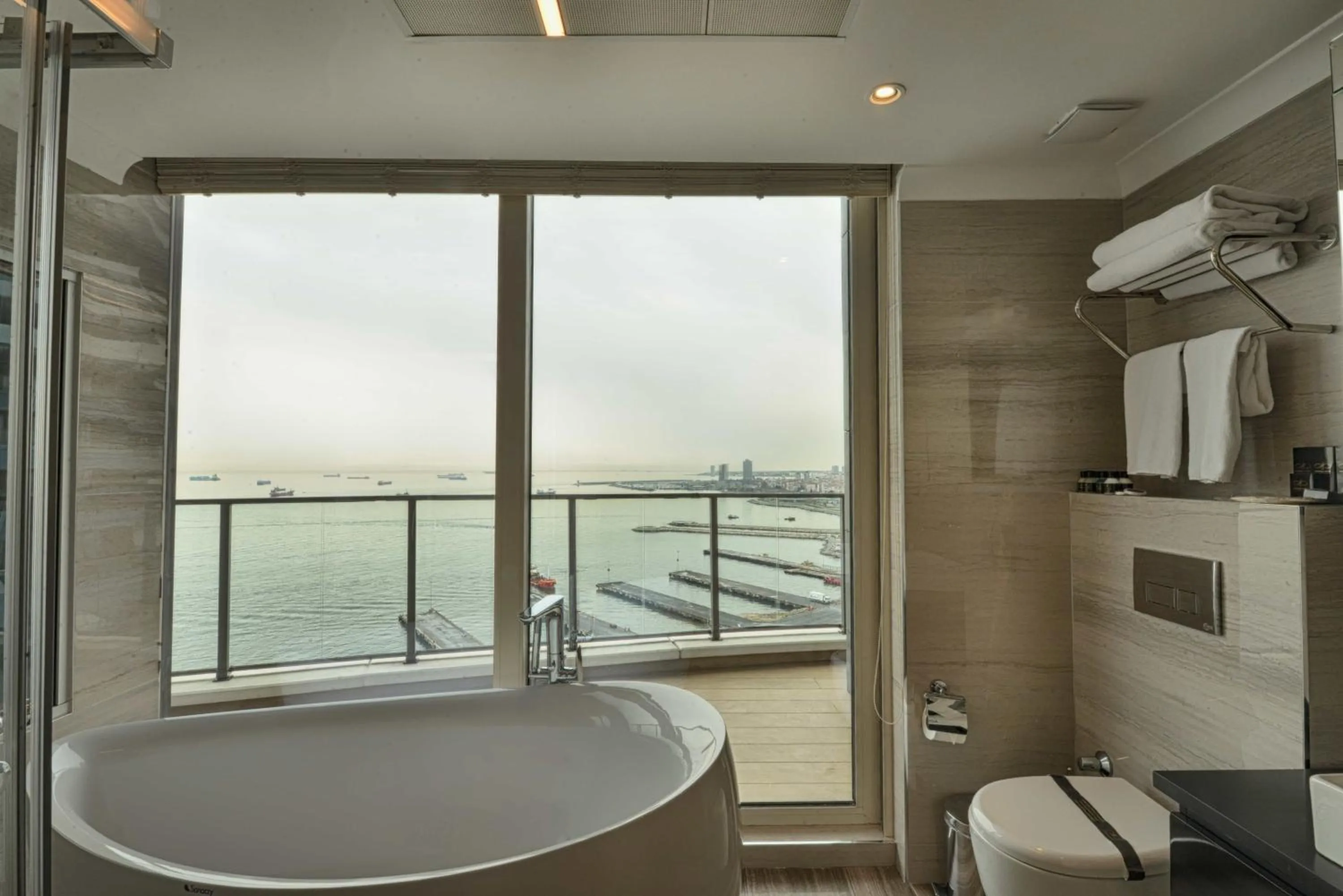 Bathroom in Best Western Premier Ottoperla Hotel