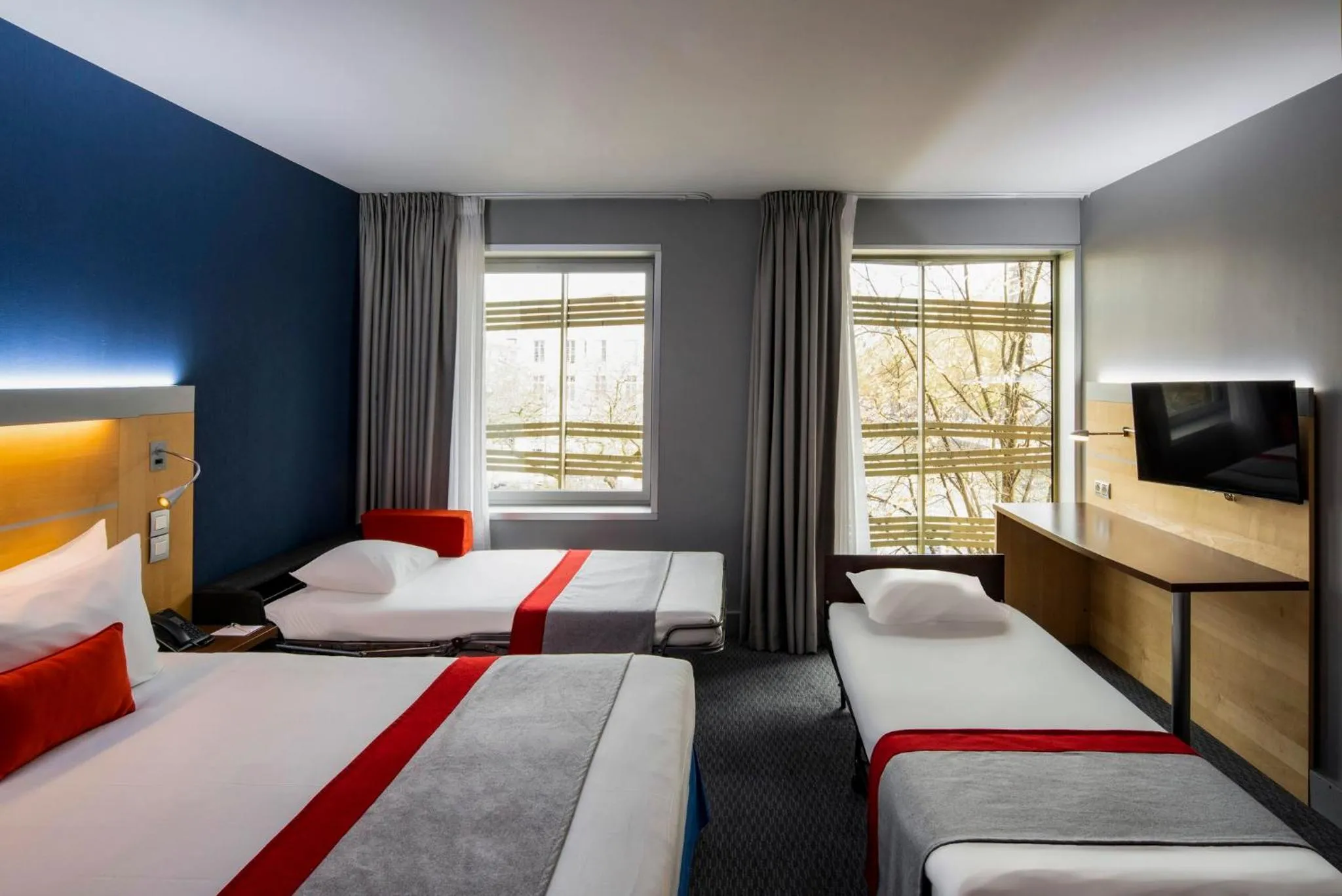 Photo of the whole room, Bed in Holiday Inn Express Paris-Canal De La Villette by IHG