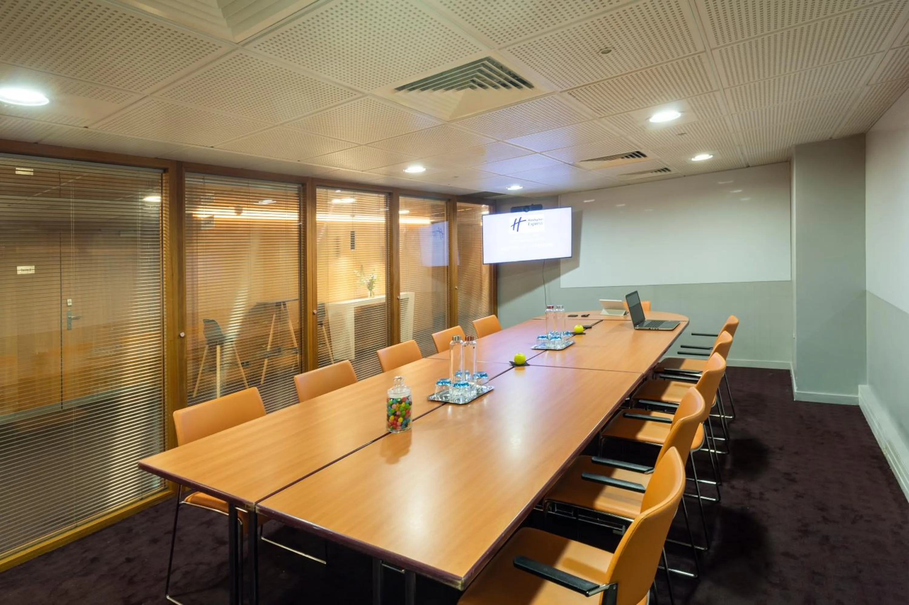 Meeting/conference room in Holiday Inn Express Paris-Canal De La Villette by IHG