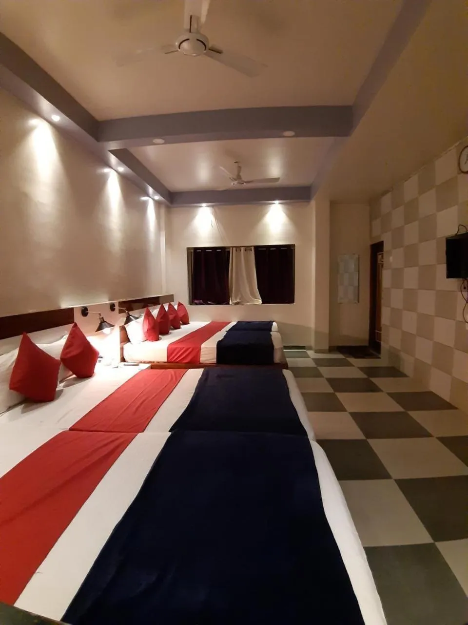 Bed in Hotel Great Annapurna