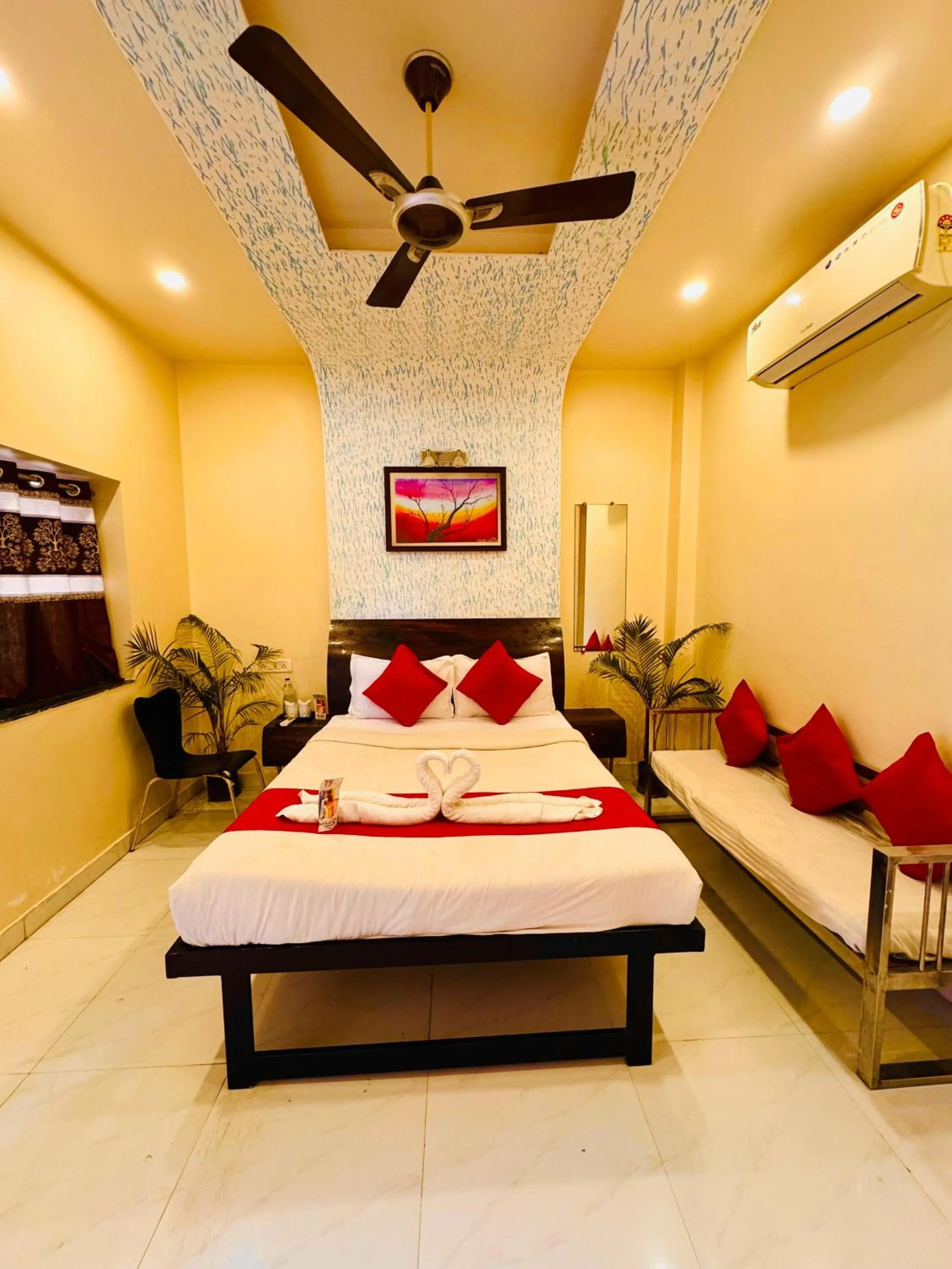 Bed in Hotel Great Annapurna