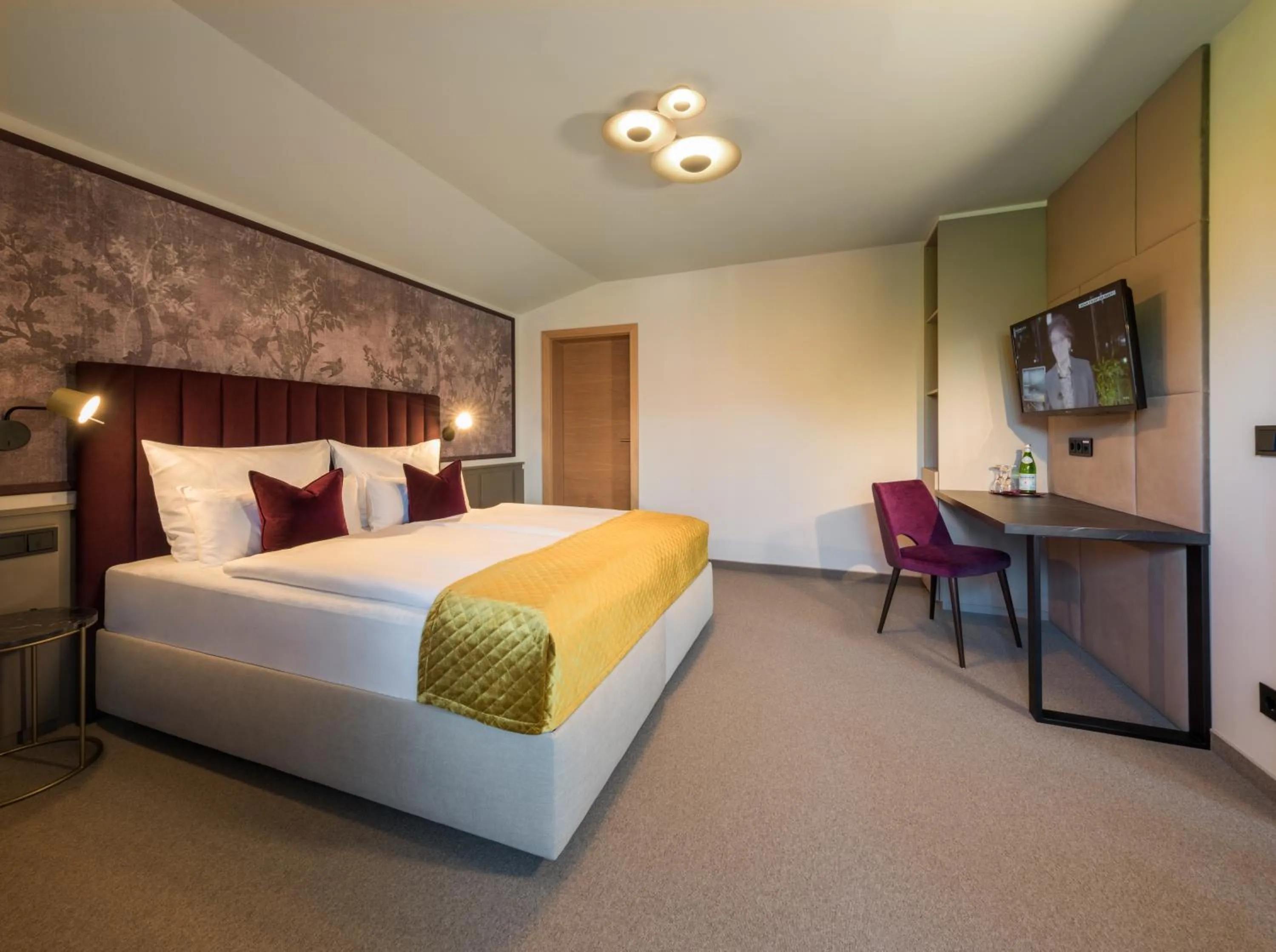 Bed in Hotel Hennersberg