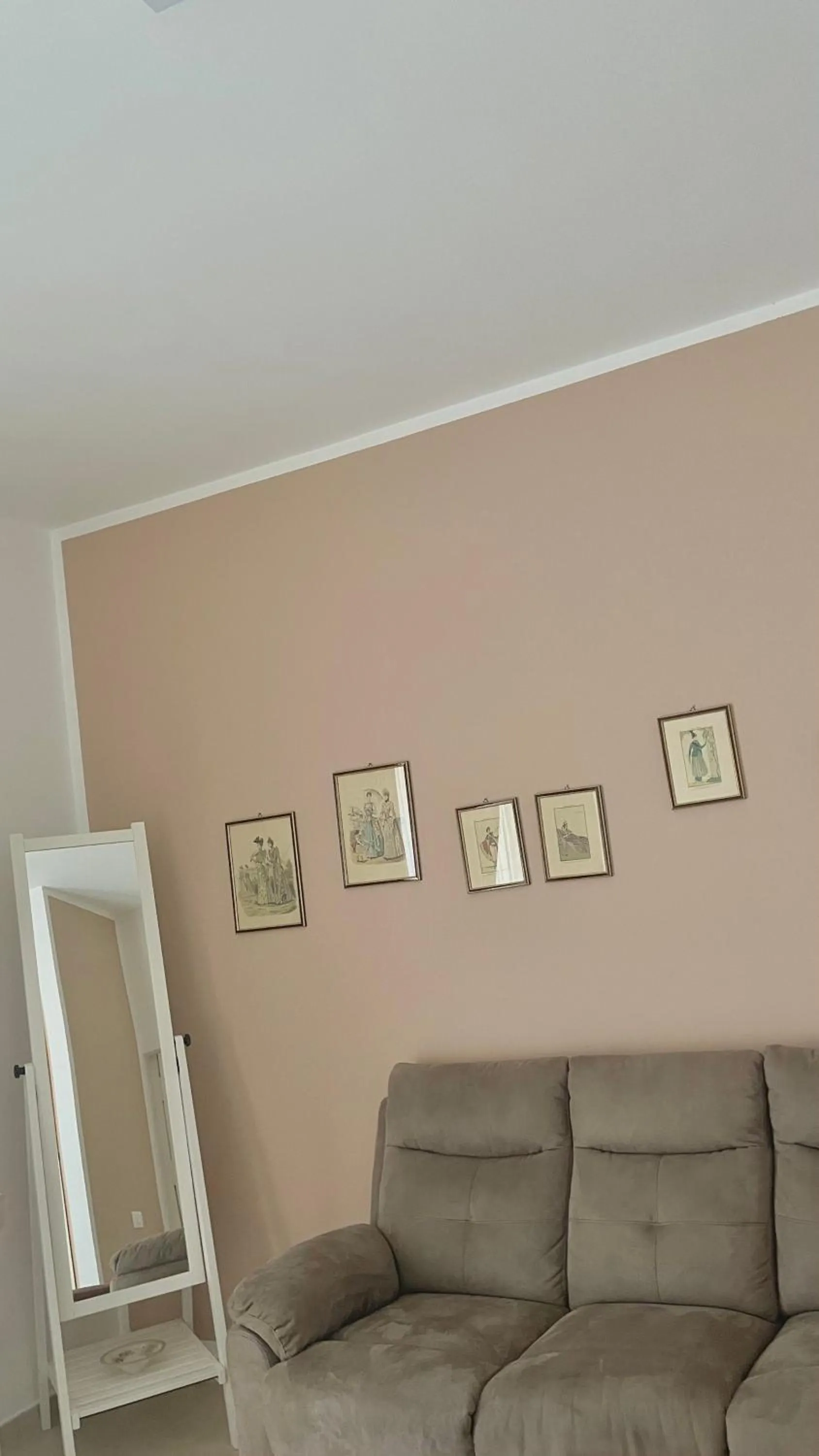 Bedroom in Central palace