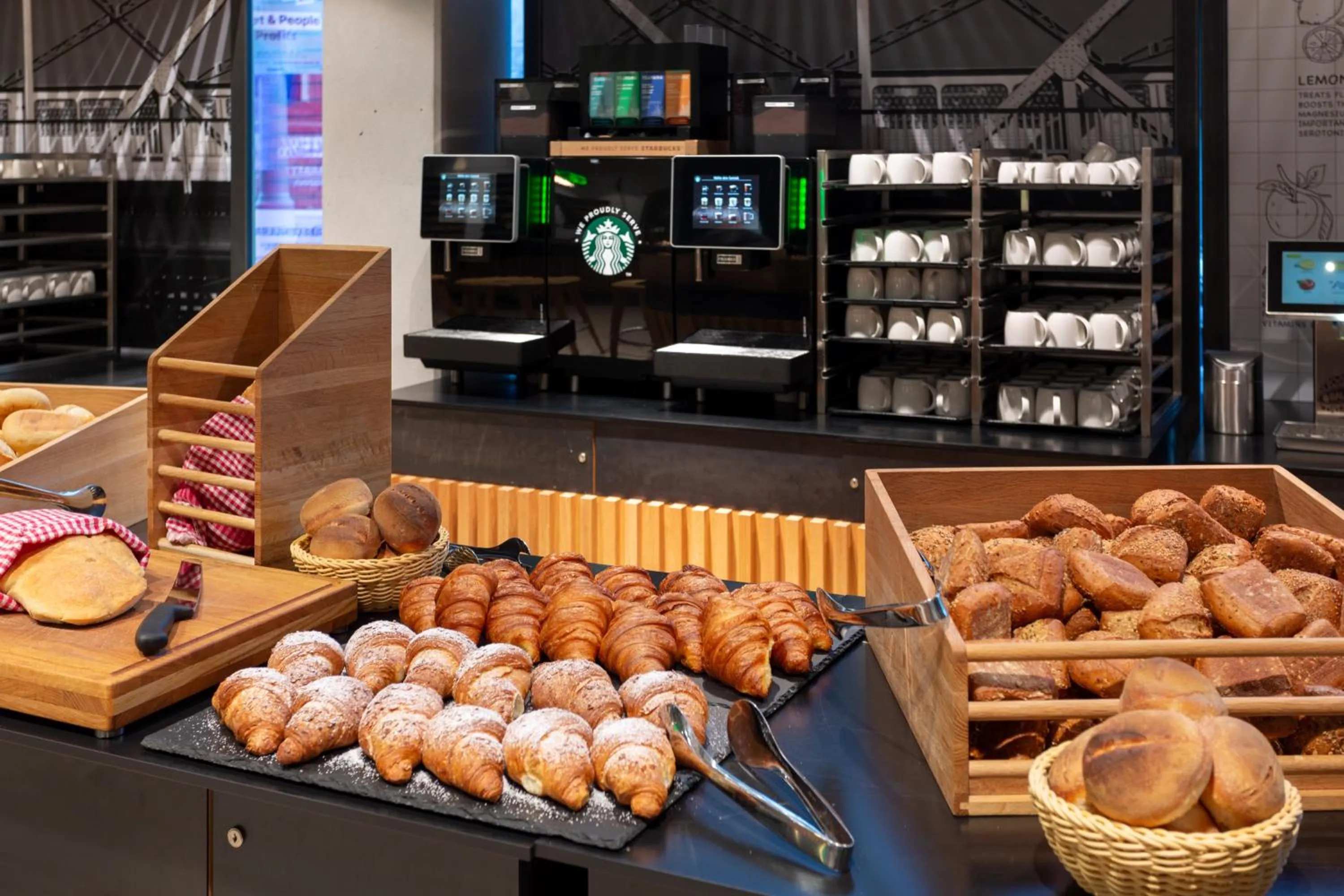 Buffet breakfast in aletto Hotel Potsdamer Platz