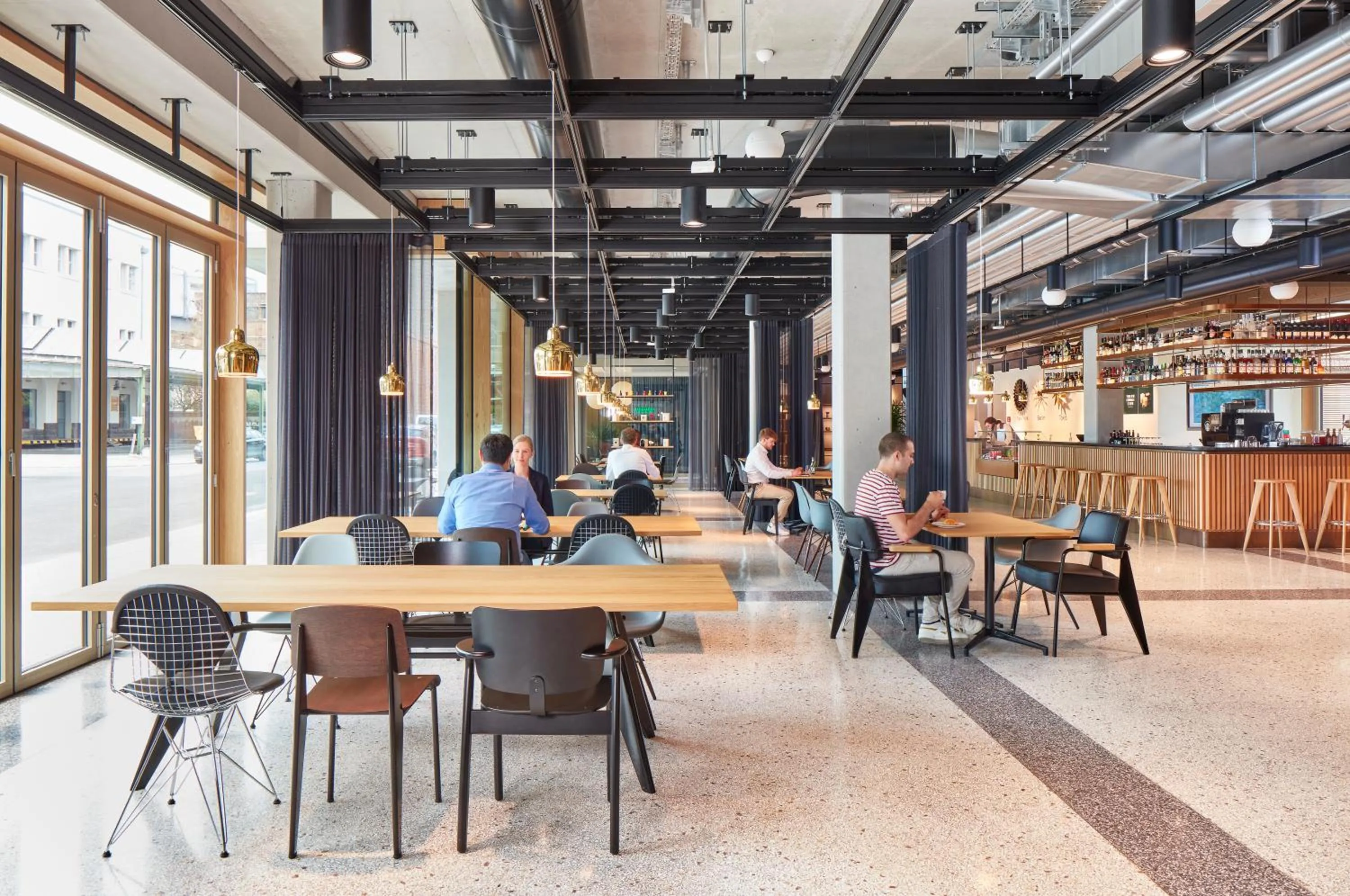 Restaurant/places to eat in aletto Hotel Potsdamer Platz