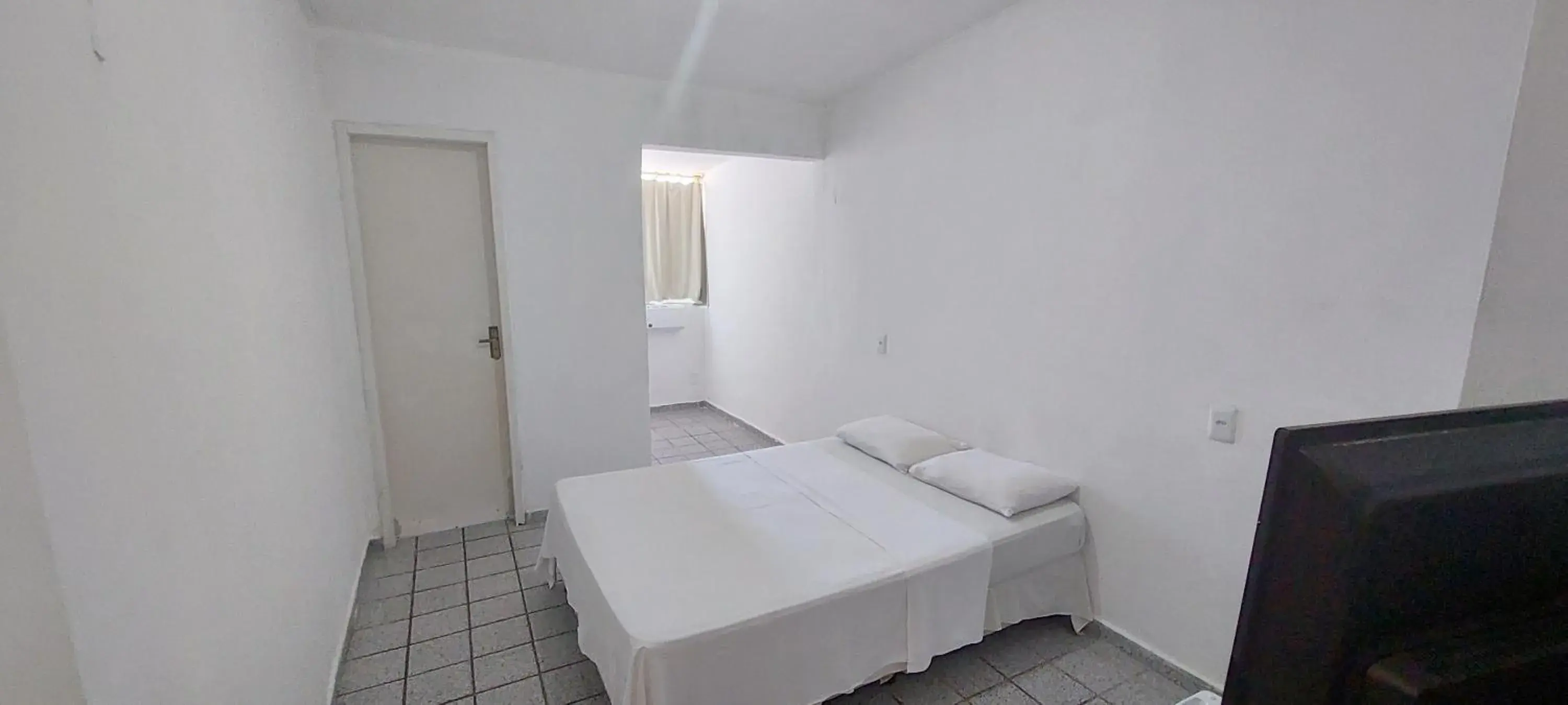 Standard Double or Twin Room - single occupancy in Santorini Praia Hotel Standard Double or Twin Room - single occupancy in Santorini Praia Hotel