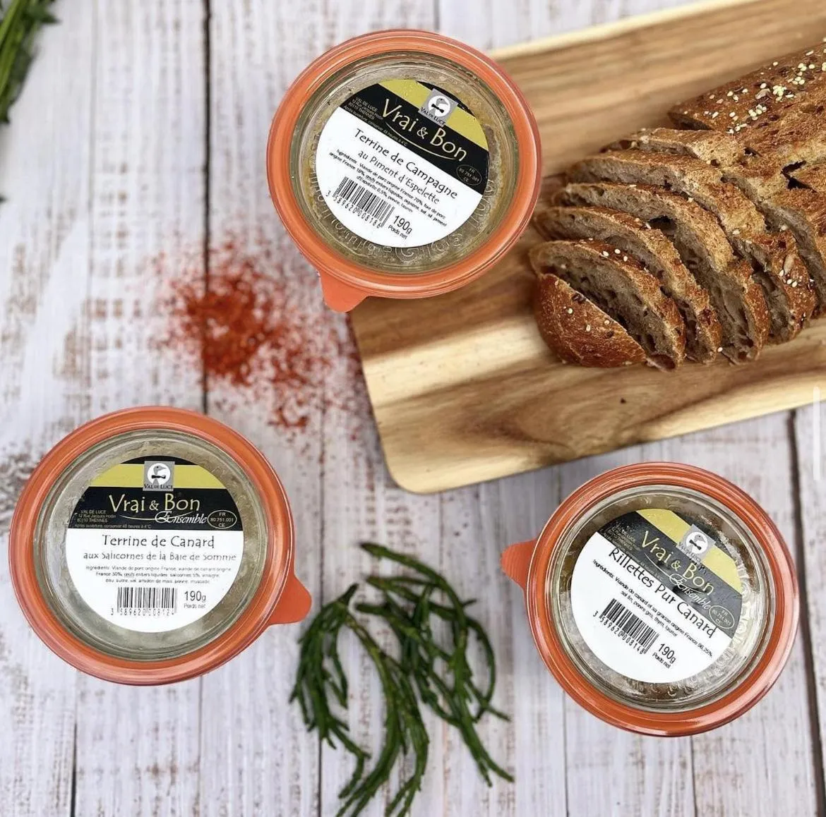 Restaurant/places to eat in Kyriad Niort-Espace MendesFrance