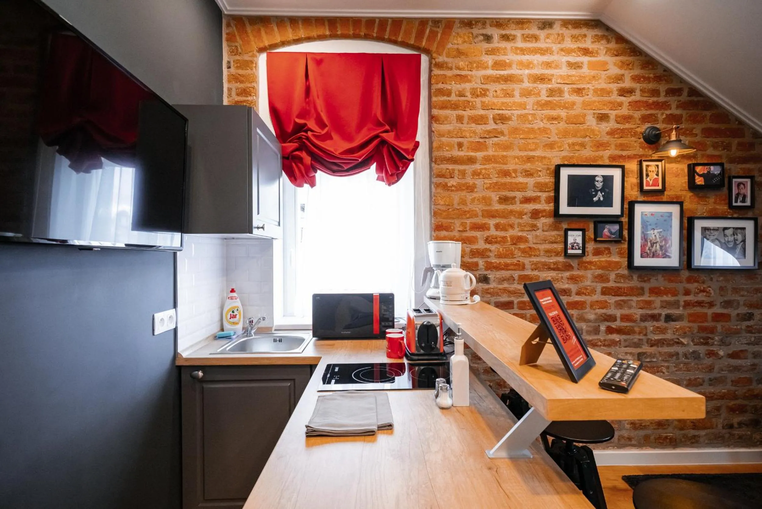 TV and multimedia in Revelton Studios Marianske Lazne