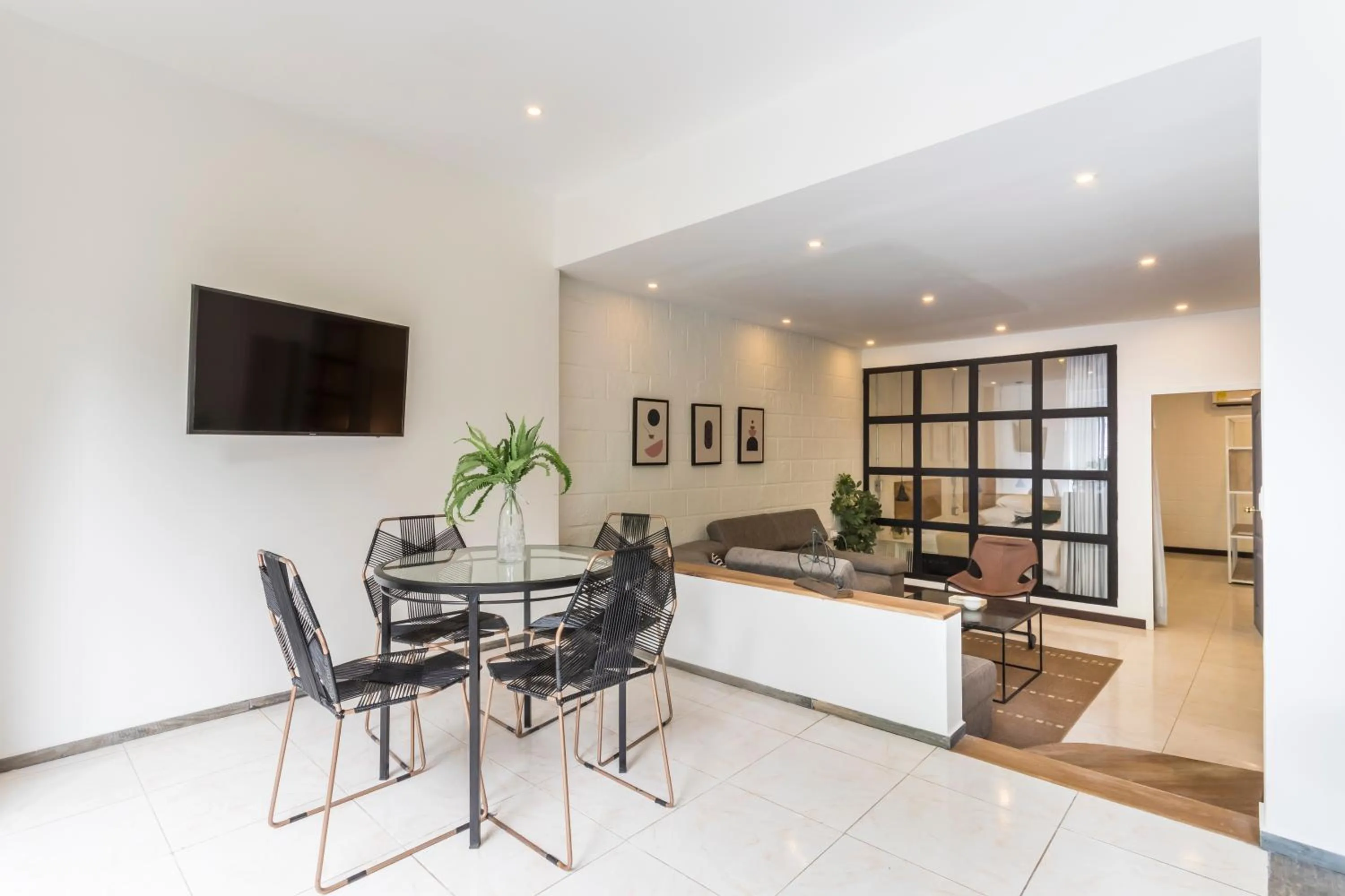 TV and multimedia in Soy Local Primavera