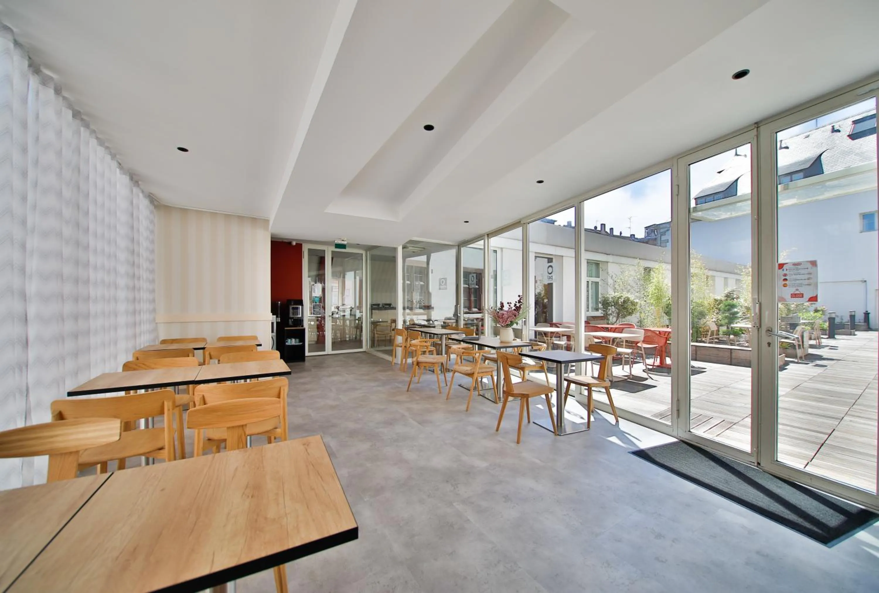 Property building in Aparthotel Adagio Strasbourg Place Kleber