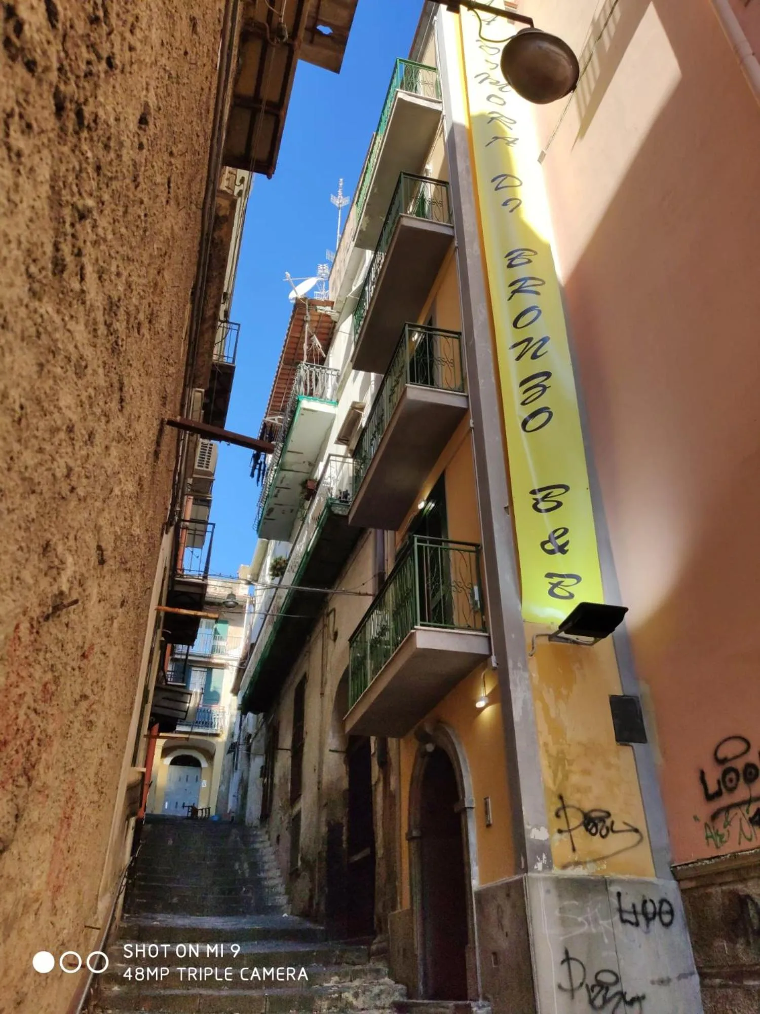 Property building in La dimora di bronzo