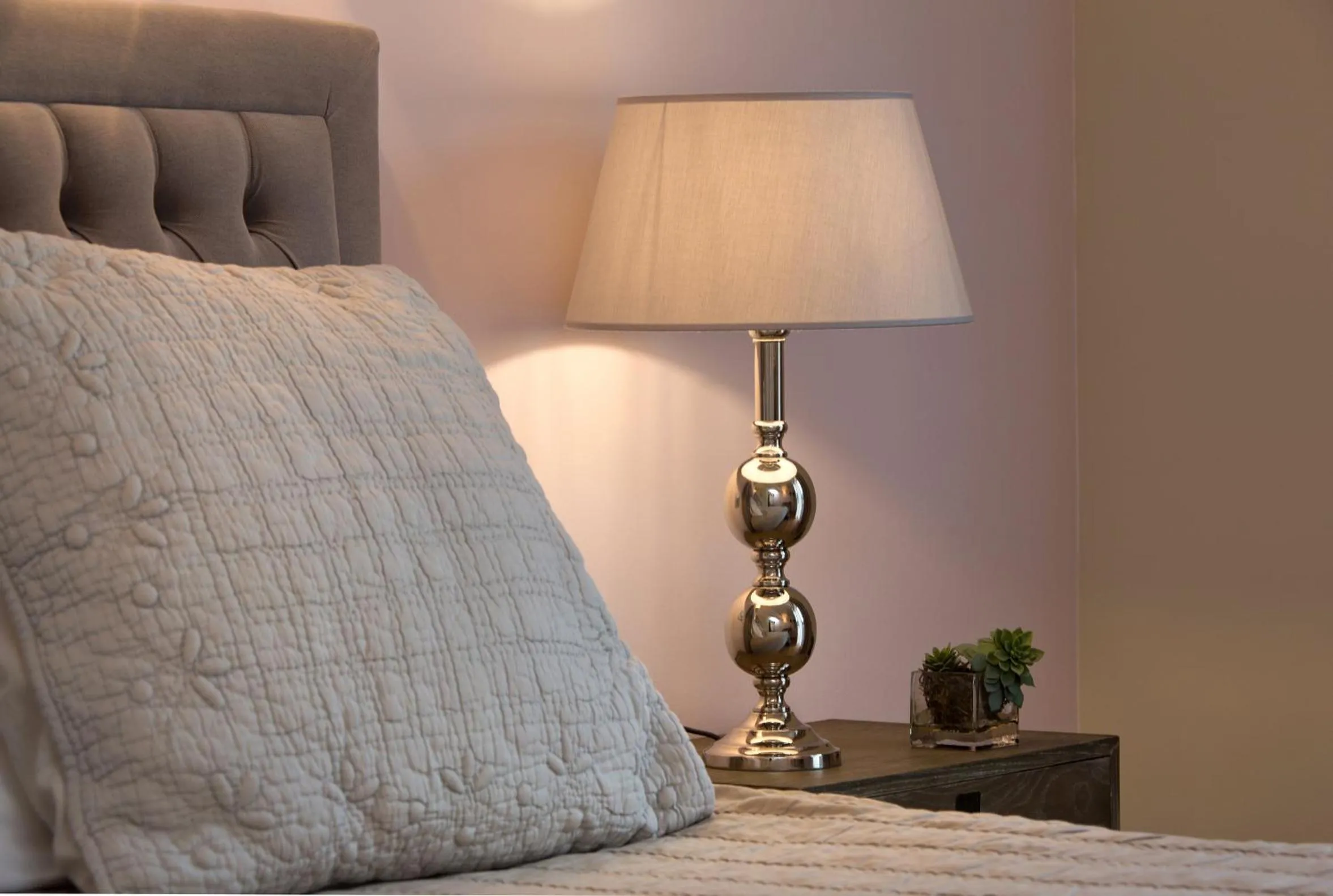 Bed in Hôtel Le Pré Saint Michel