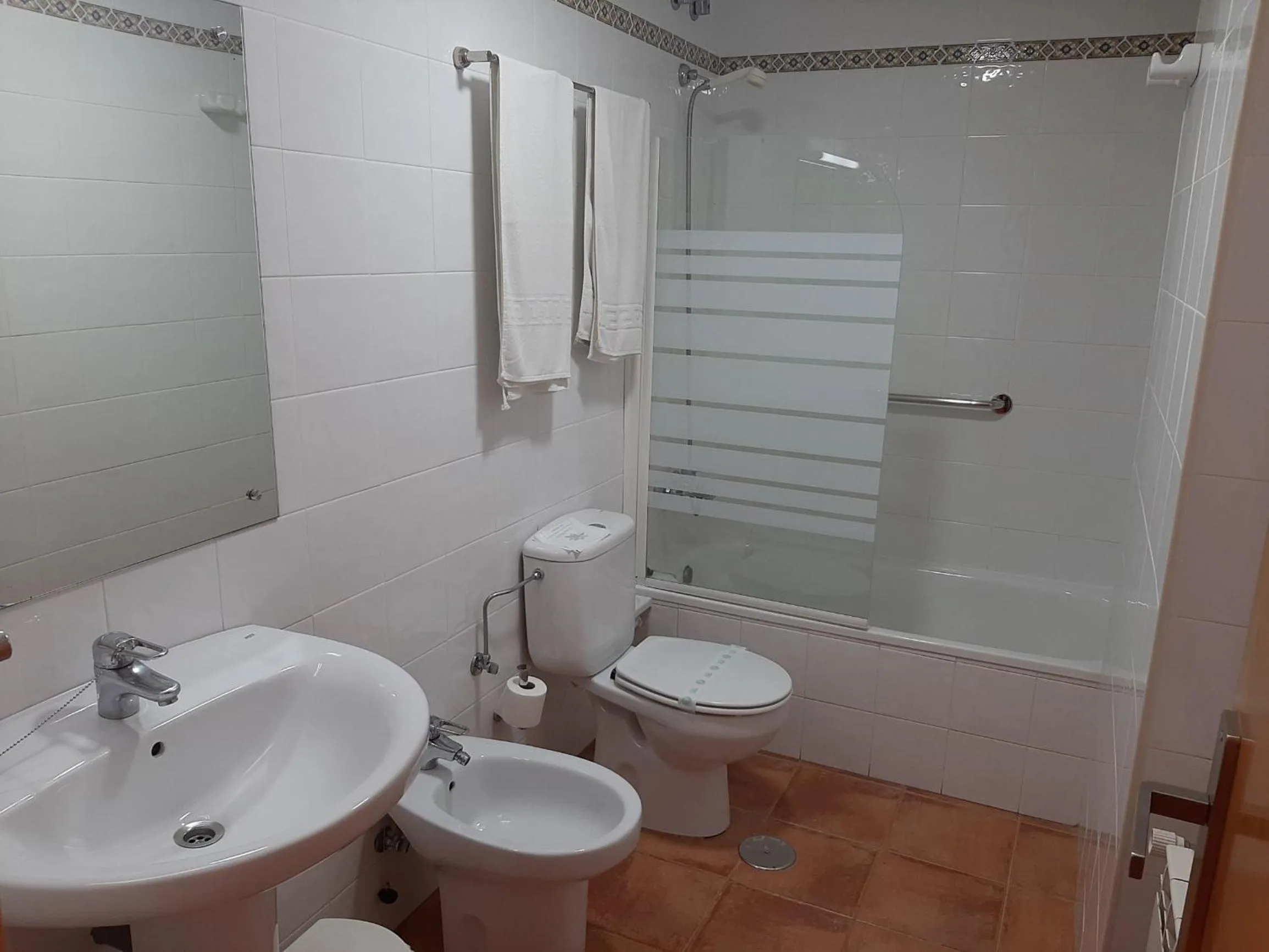 Toilet in Hotel Marycielo