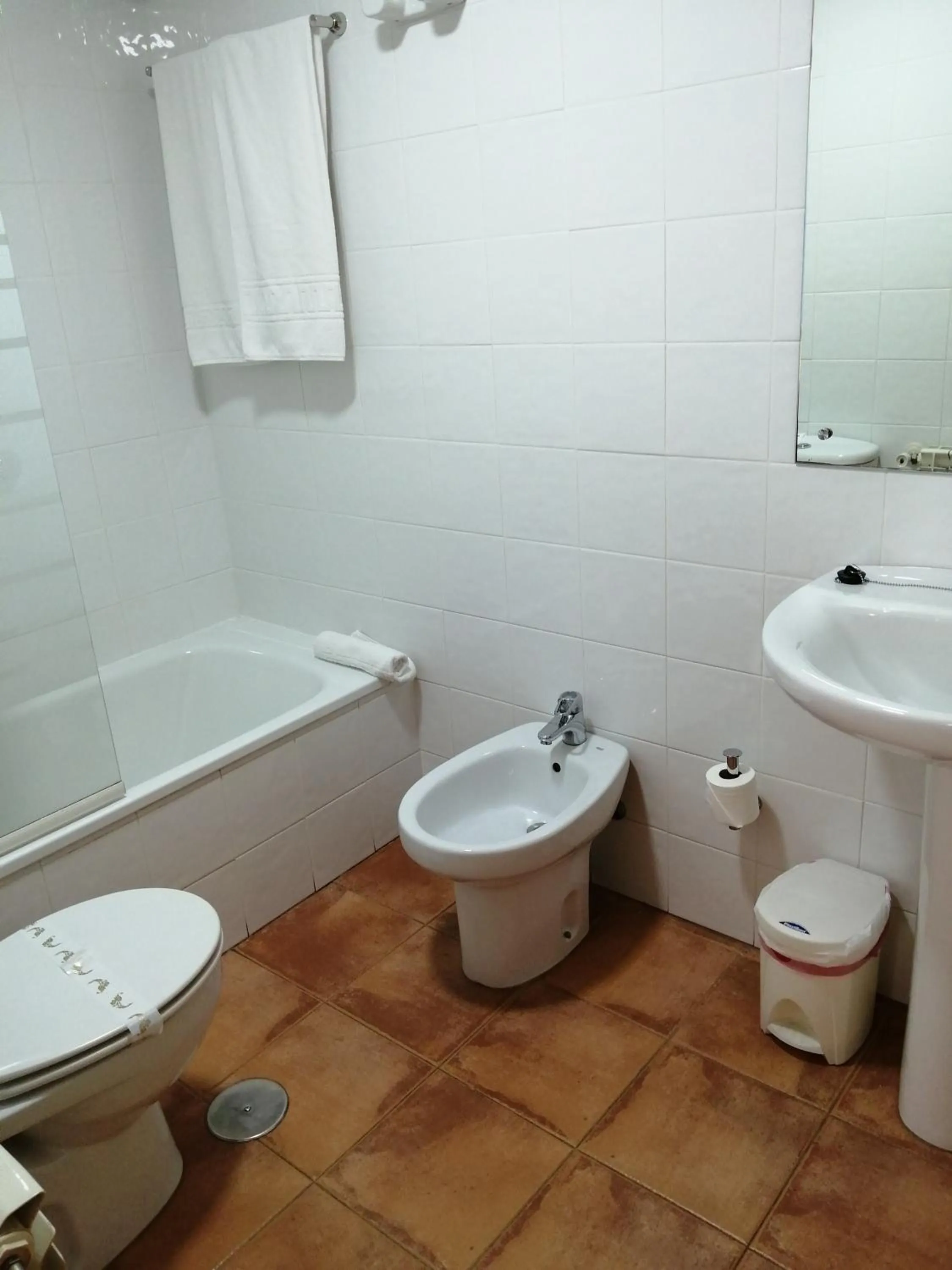 Toilet in Hotel Marycielo
