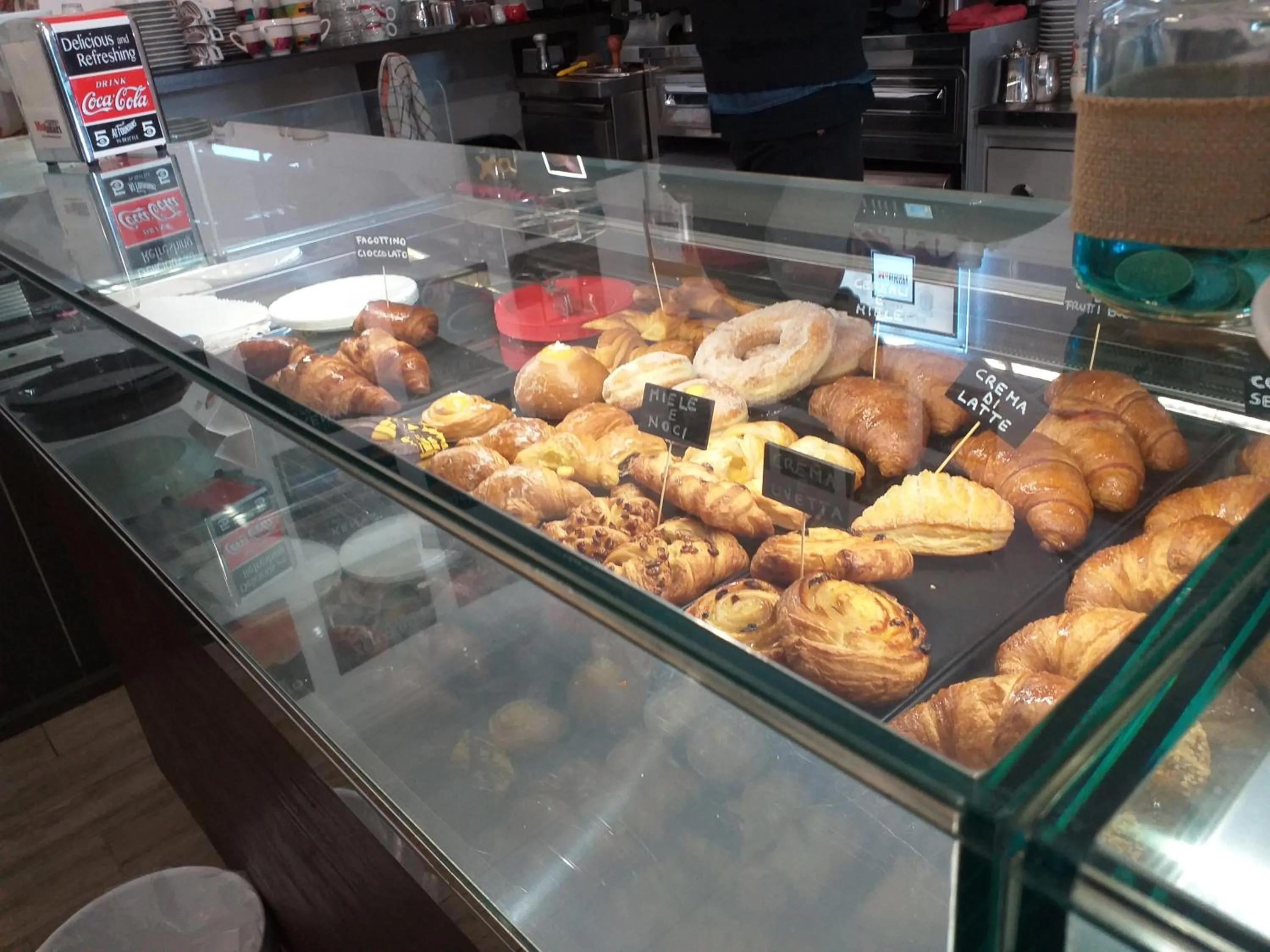 Food and drinks in B&B Acquamarina