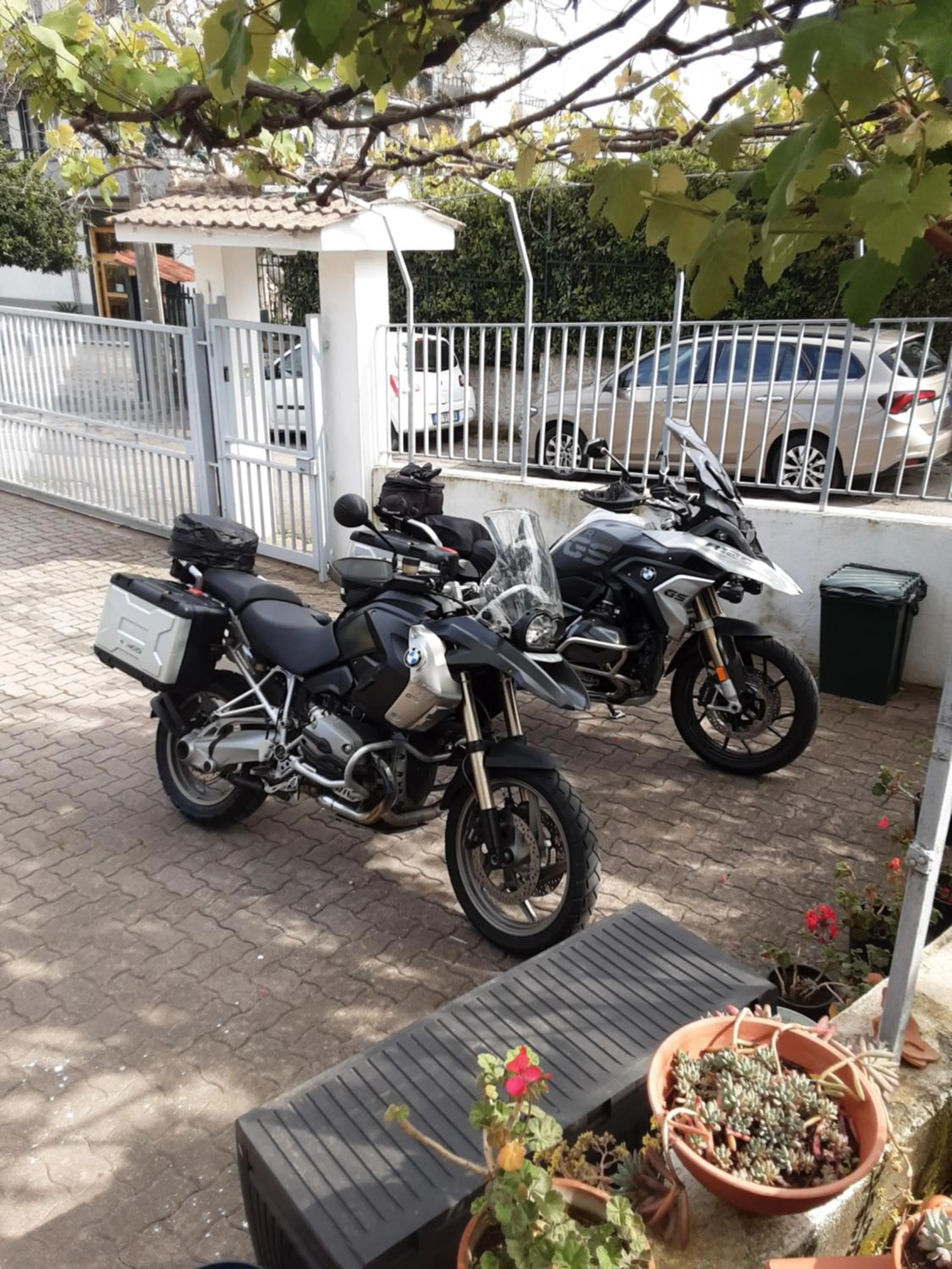 Parking in AceroRosso B&B