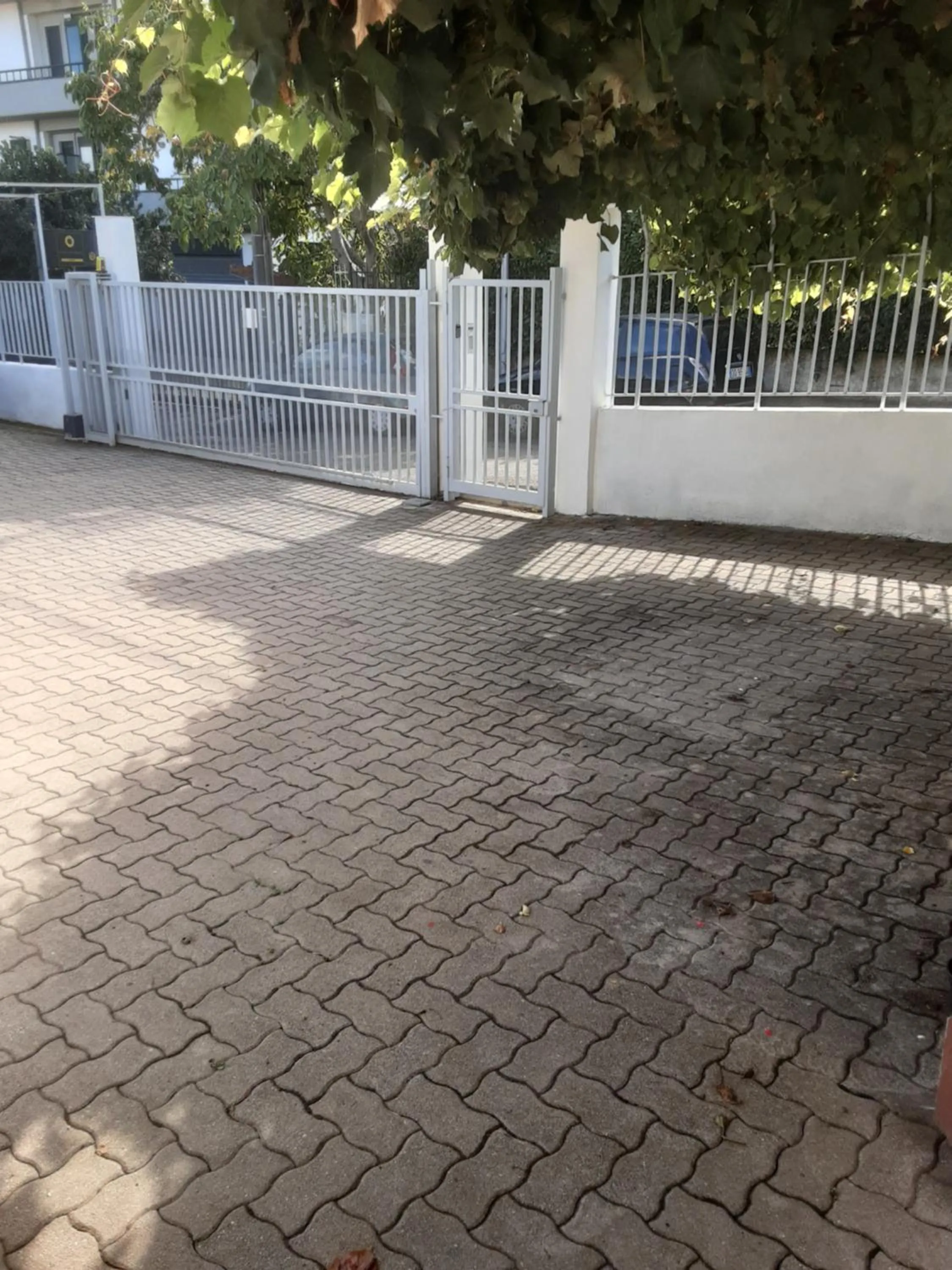 Parking in AceroRosso B&B