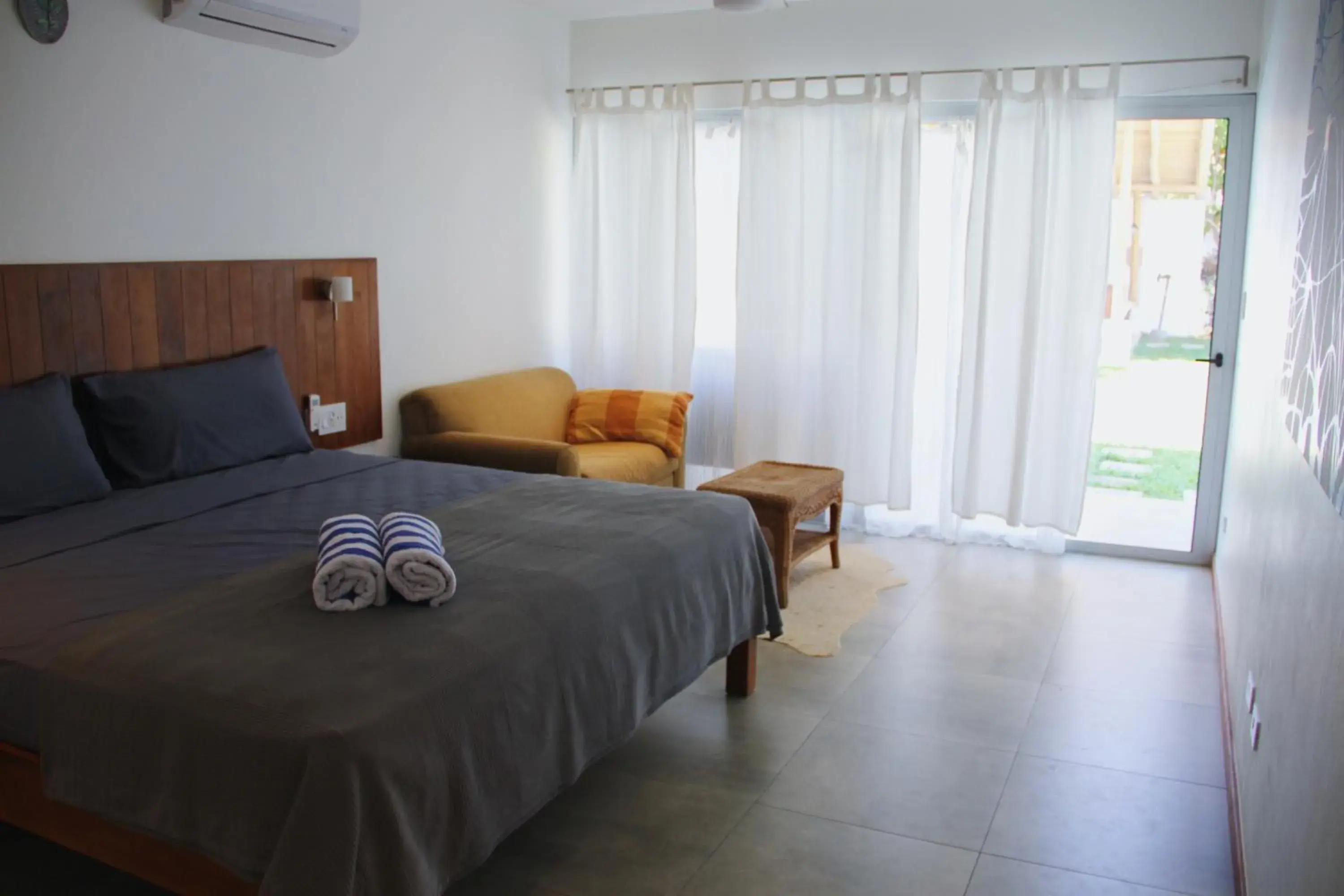 Deluxe King Suite in Ride On! Surf Hotel Deluxe King Suite in Ride On! Surf Hotel