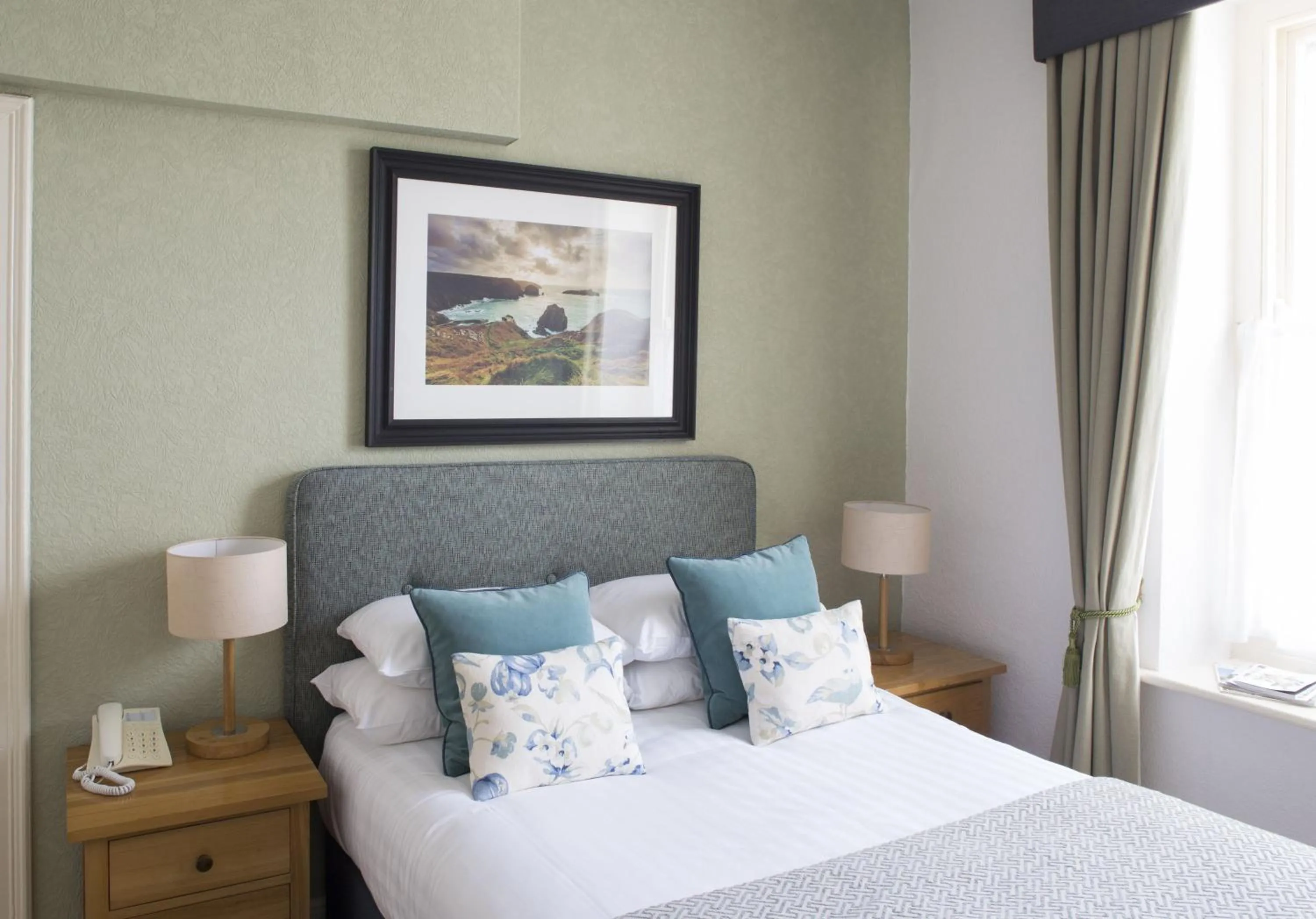 Bed in Mullion Cove Hotel & Spa
