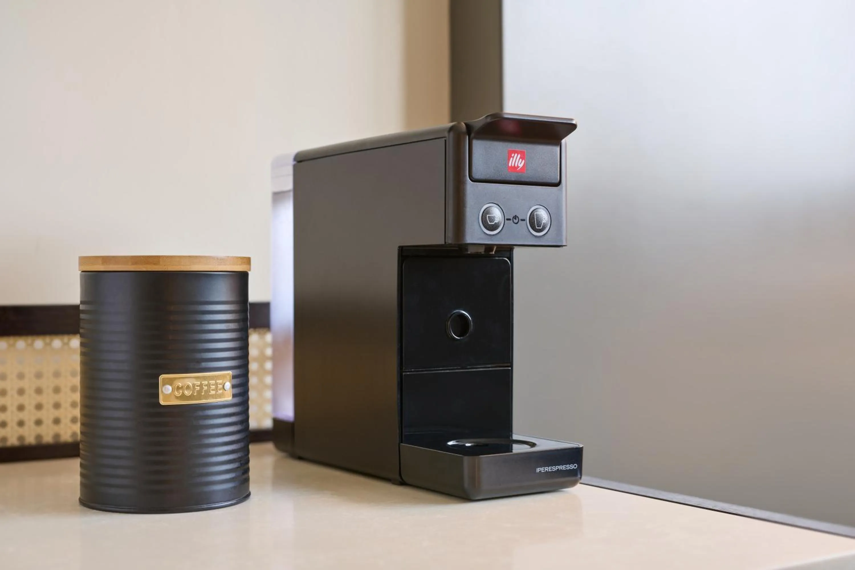 Coffee/tea facilities in Hotel Renew
