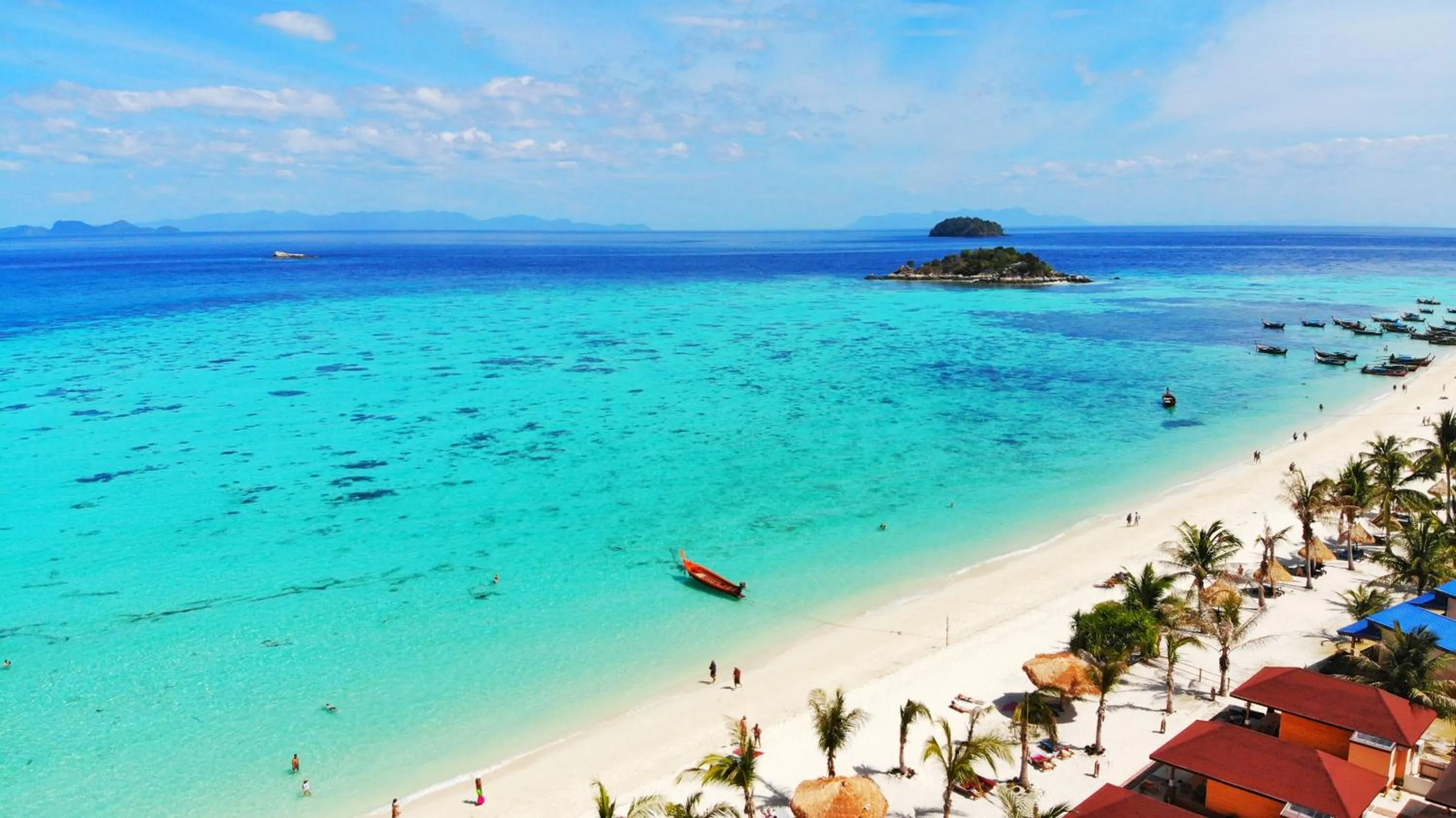 Beach in Zodiac Seesun Resort