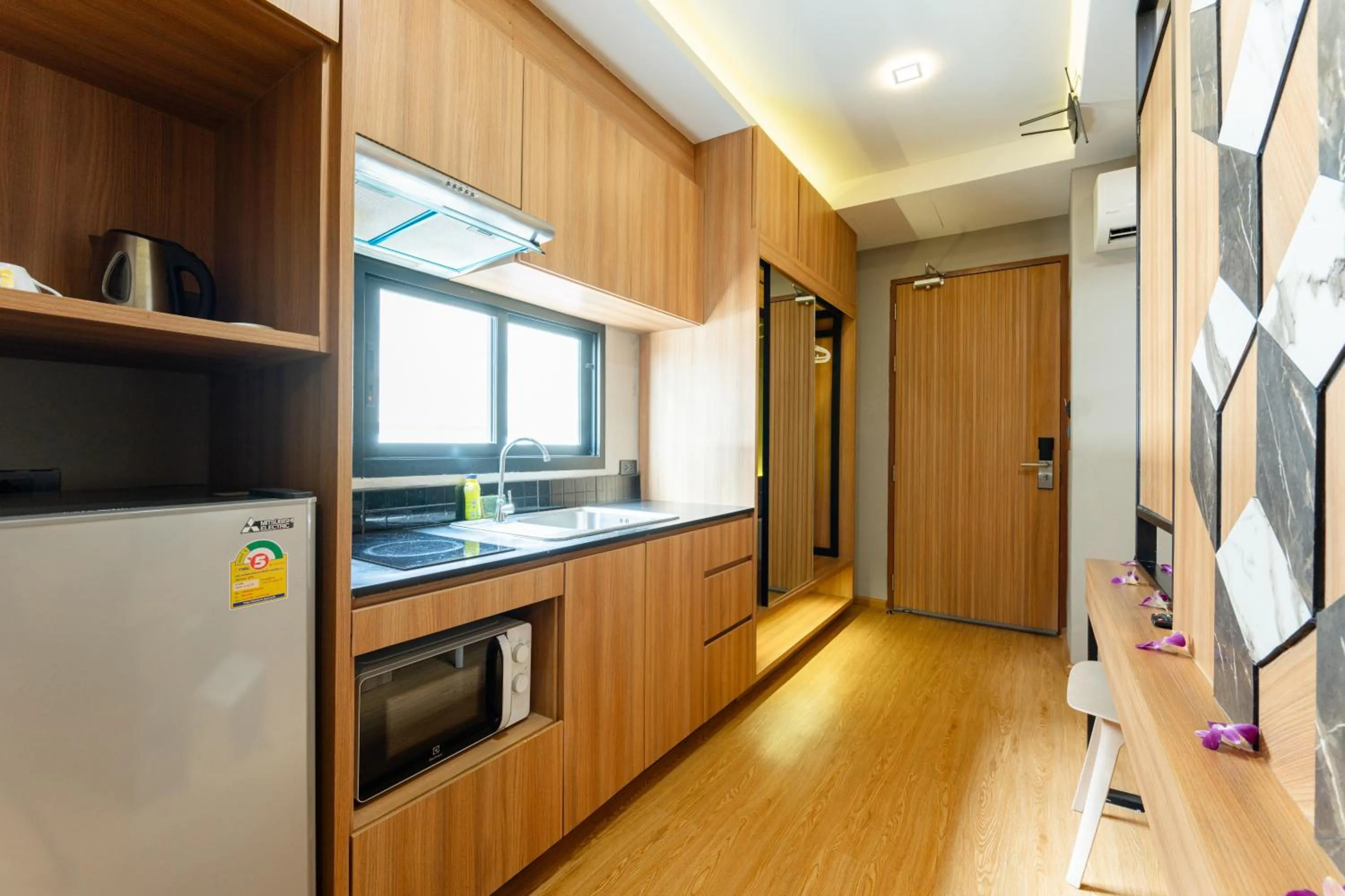 Kitchen or kitchenette in Sky Wave Patong
