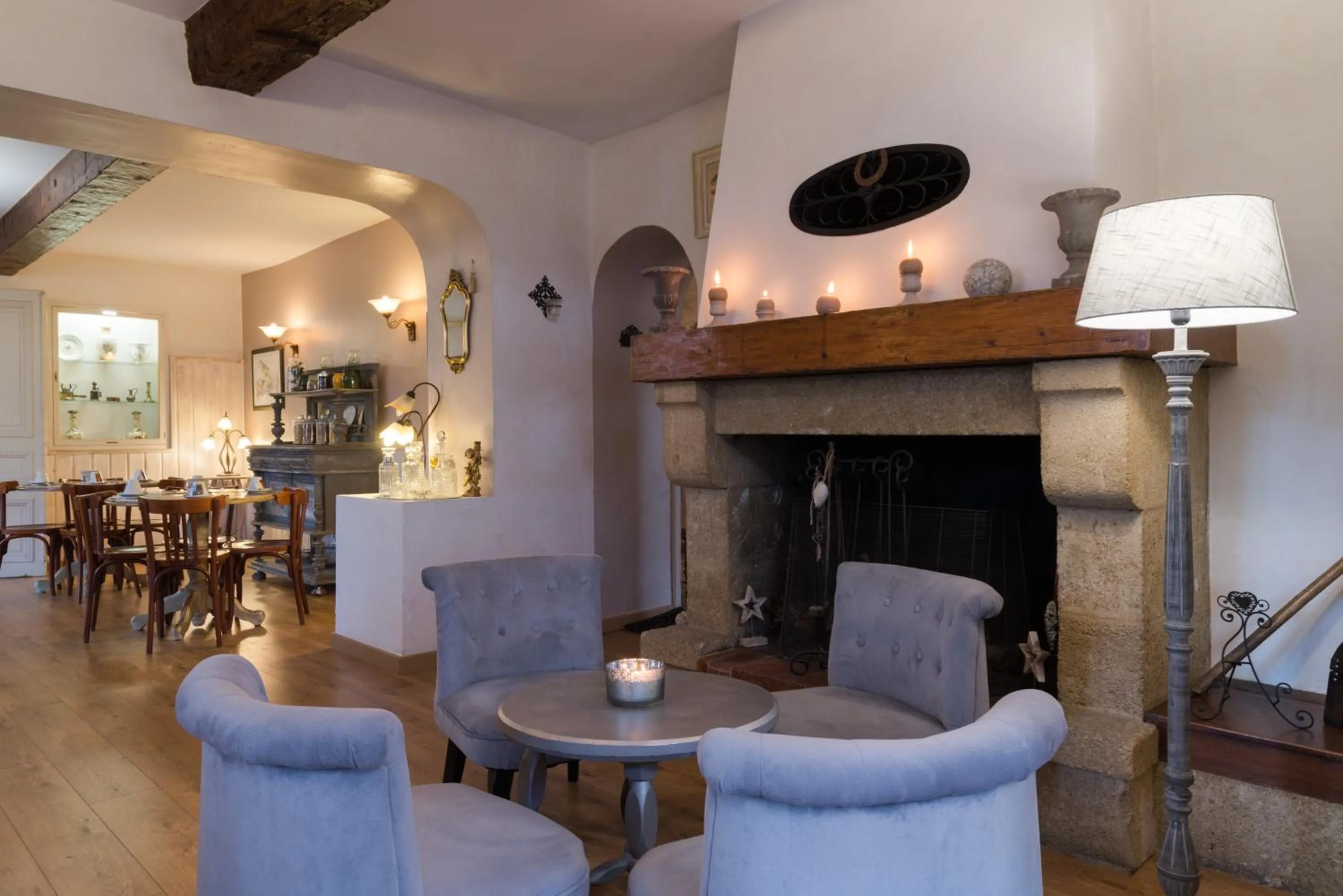 Living room in Hôtel du Parc, Avignon Est, The Originals City,