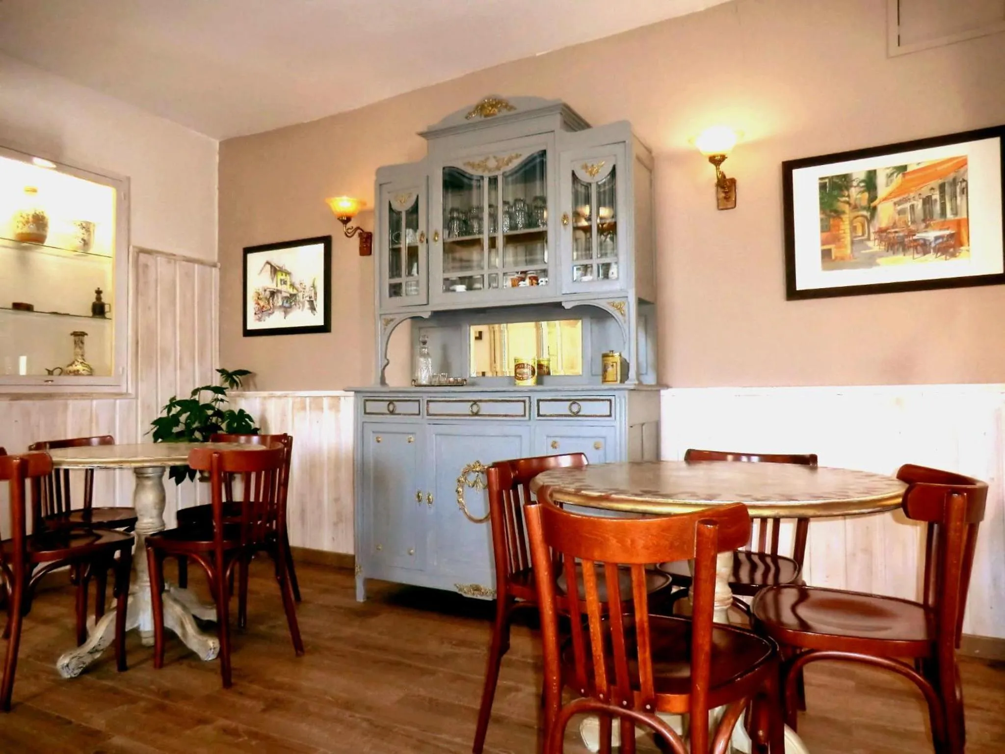 Restaurant/places to eat in Hôtel du Parc, Avignon Est, The Originals City,