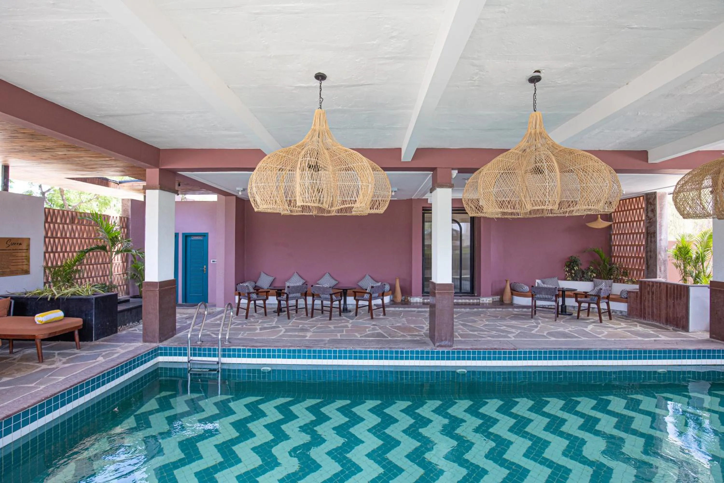 Swimming pool in The Sierra - By The Lake