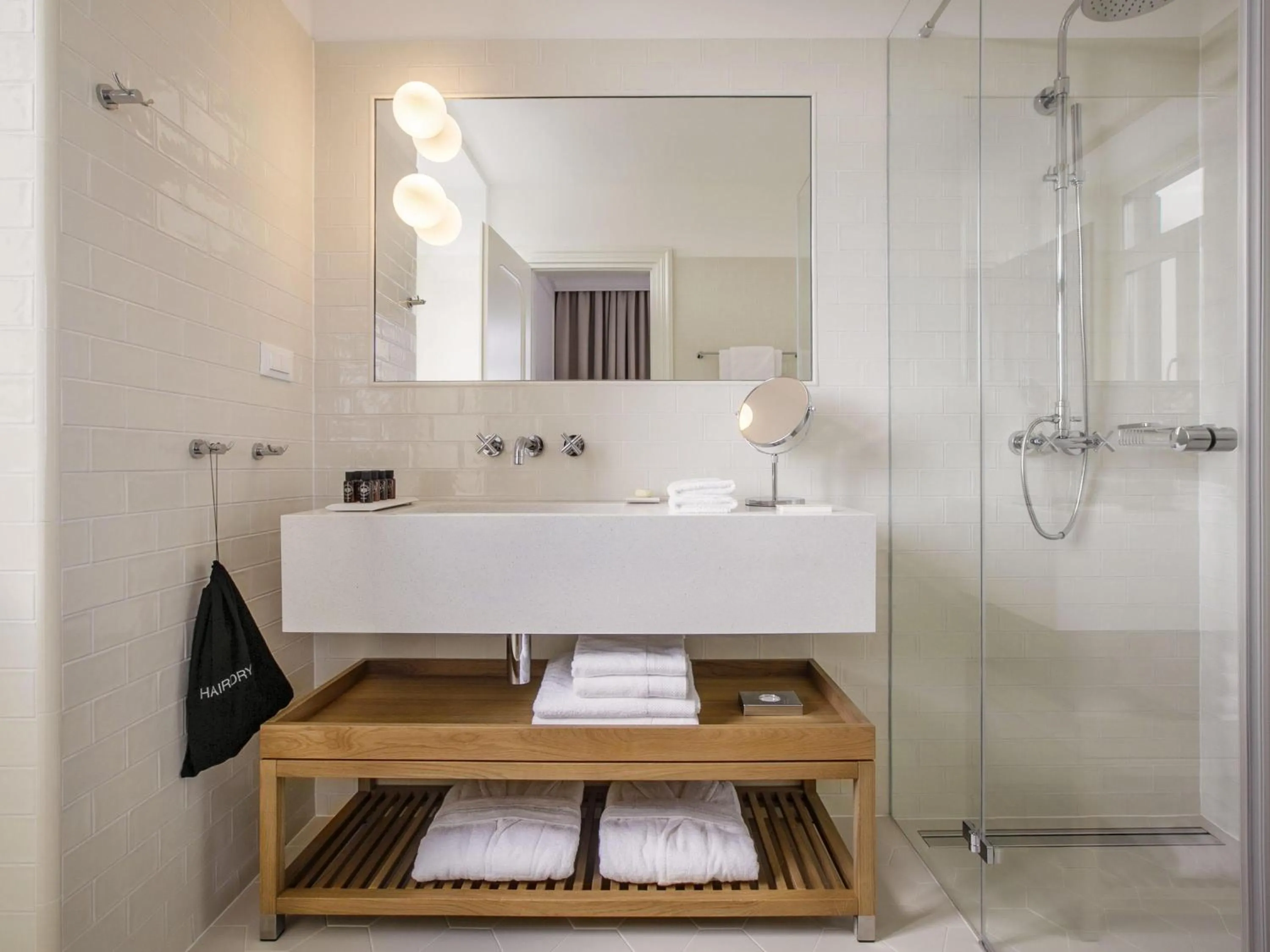 Bedroom in Heritage Hotel FERMAI MGallery Split