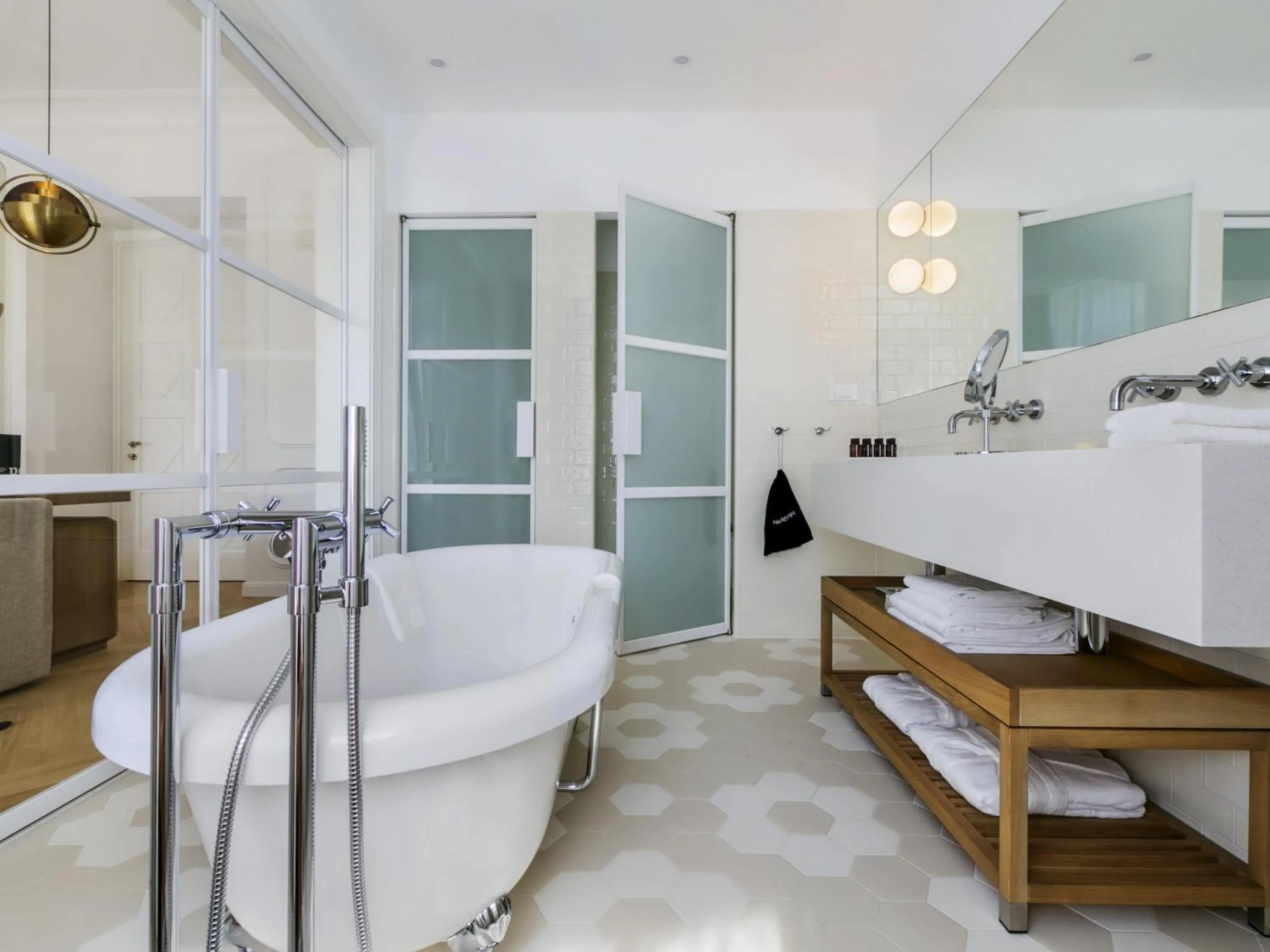 Bedroom in Heritage Hotel FERMAI MGallery Split