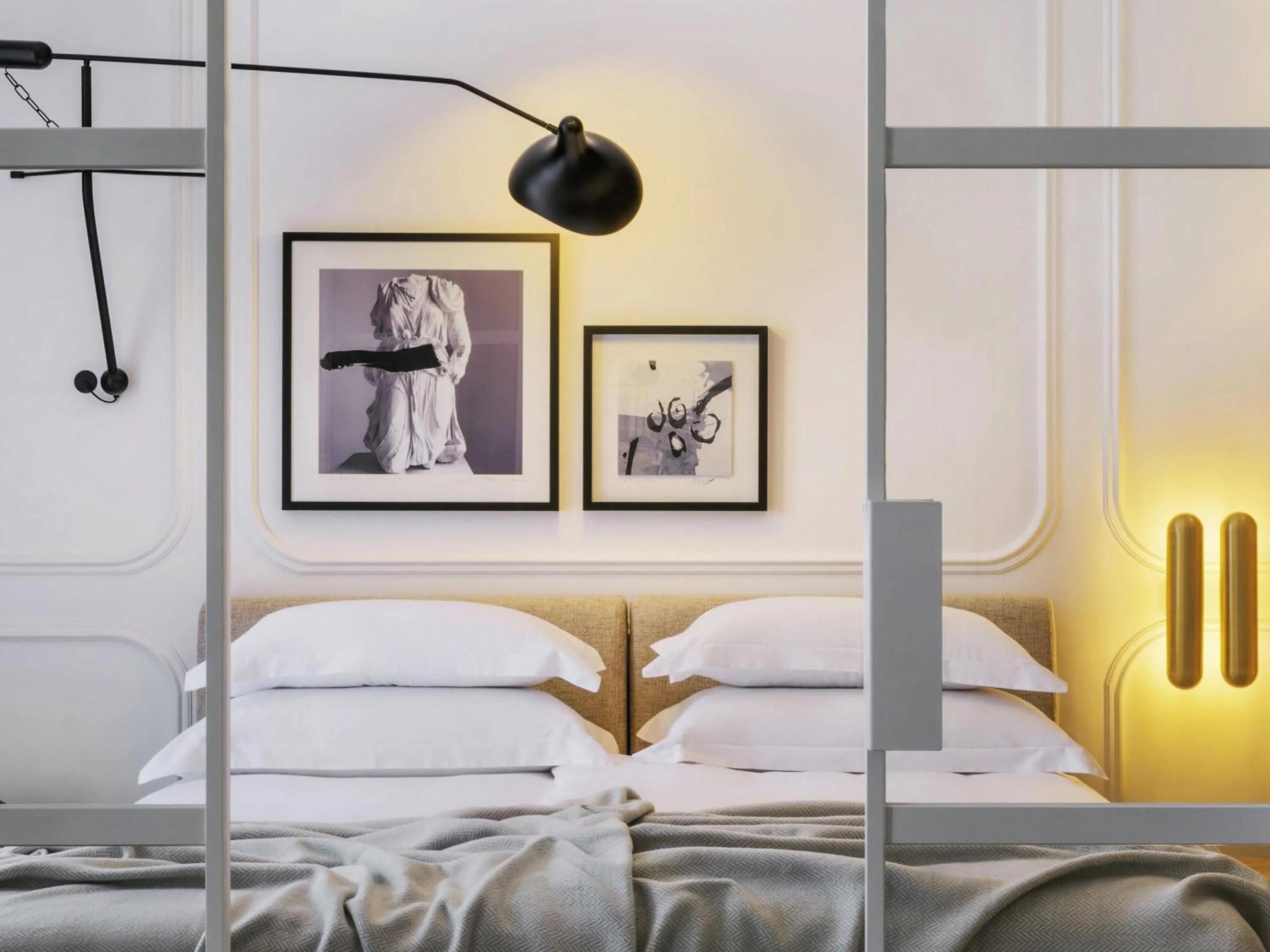 Photo of the whole room, Bed in Heritage Hotel FERMAI MGallery Split