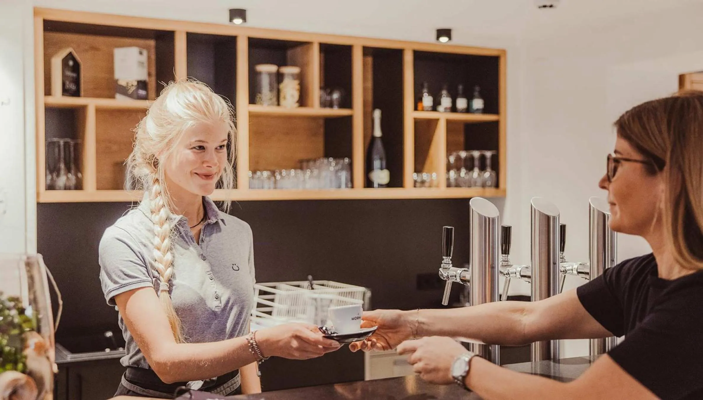 Lounge or bar in Tillga Glück - 4 stars