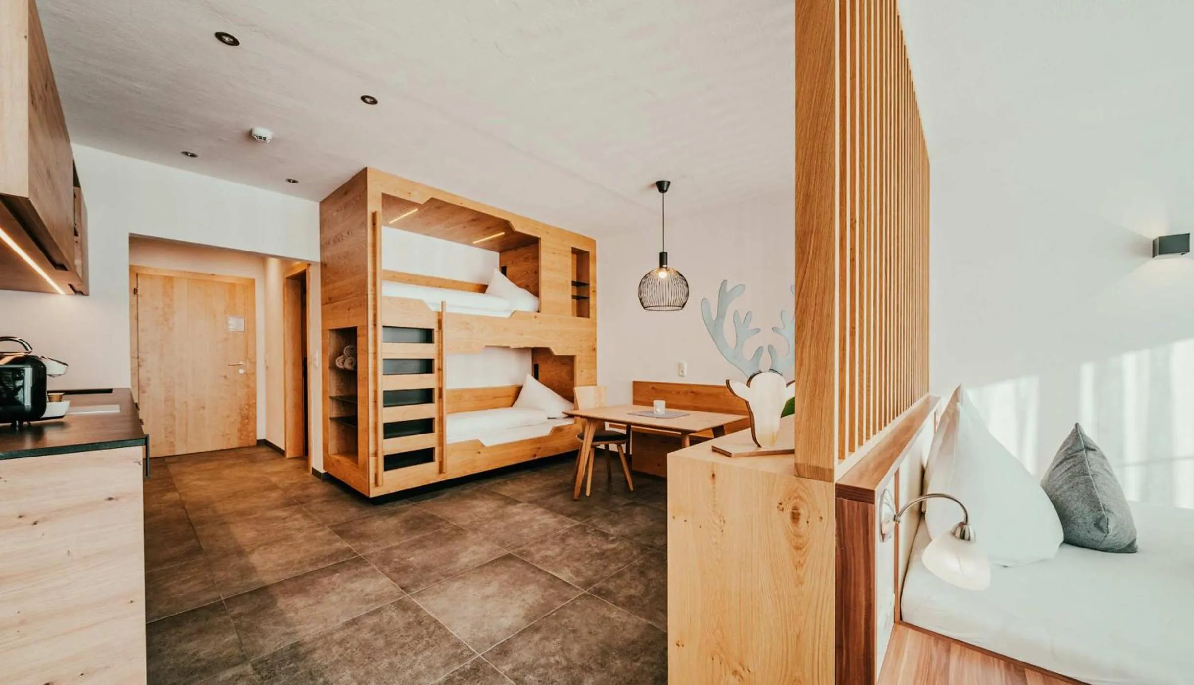 Photo of the whole room in Tillga Glück - 4 stars