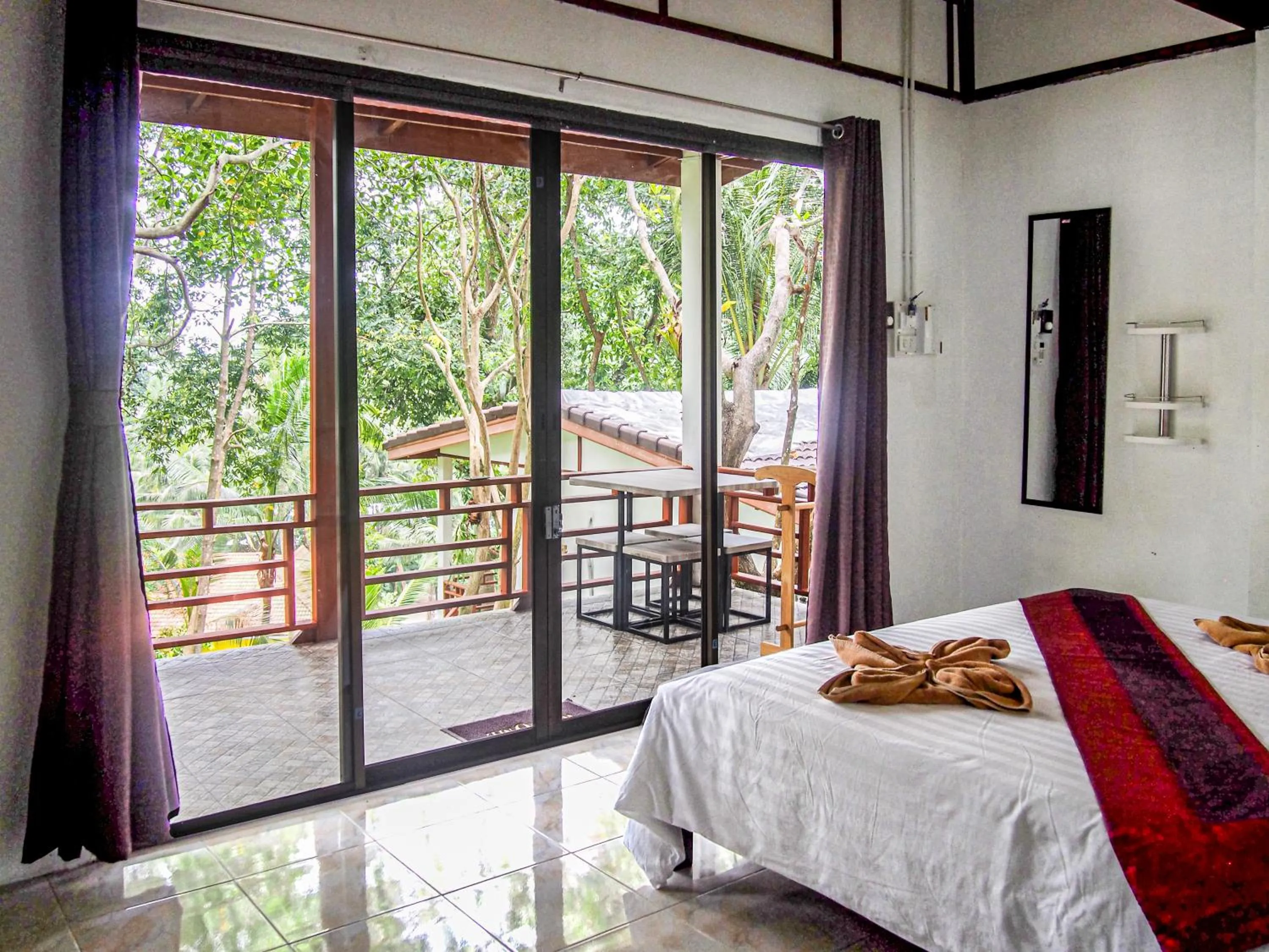 Bed in Chareena Garden