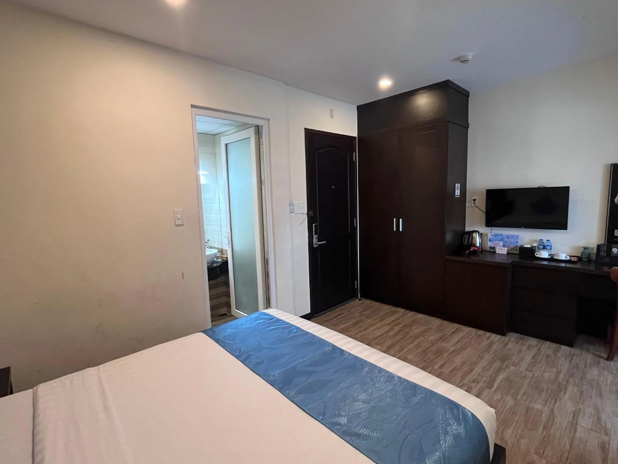 Bed in Thien Ly Hotel - Da Lat Center