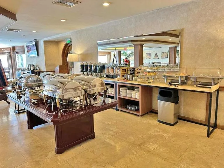 Restaurant/places to eat in Fresno Galerias