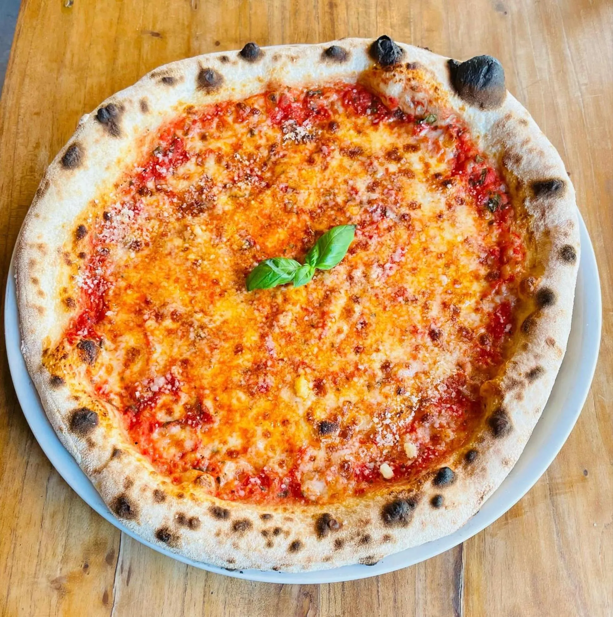 Restaurant/places to eat in Ludwig Hotel