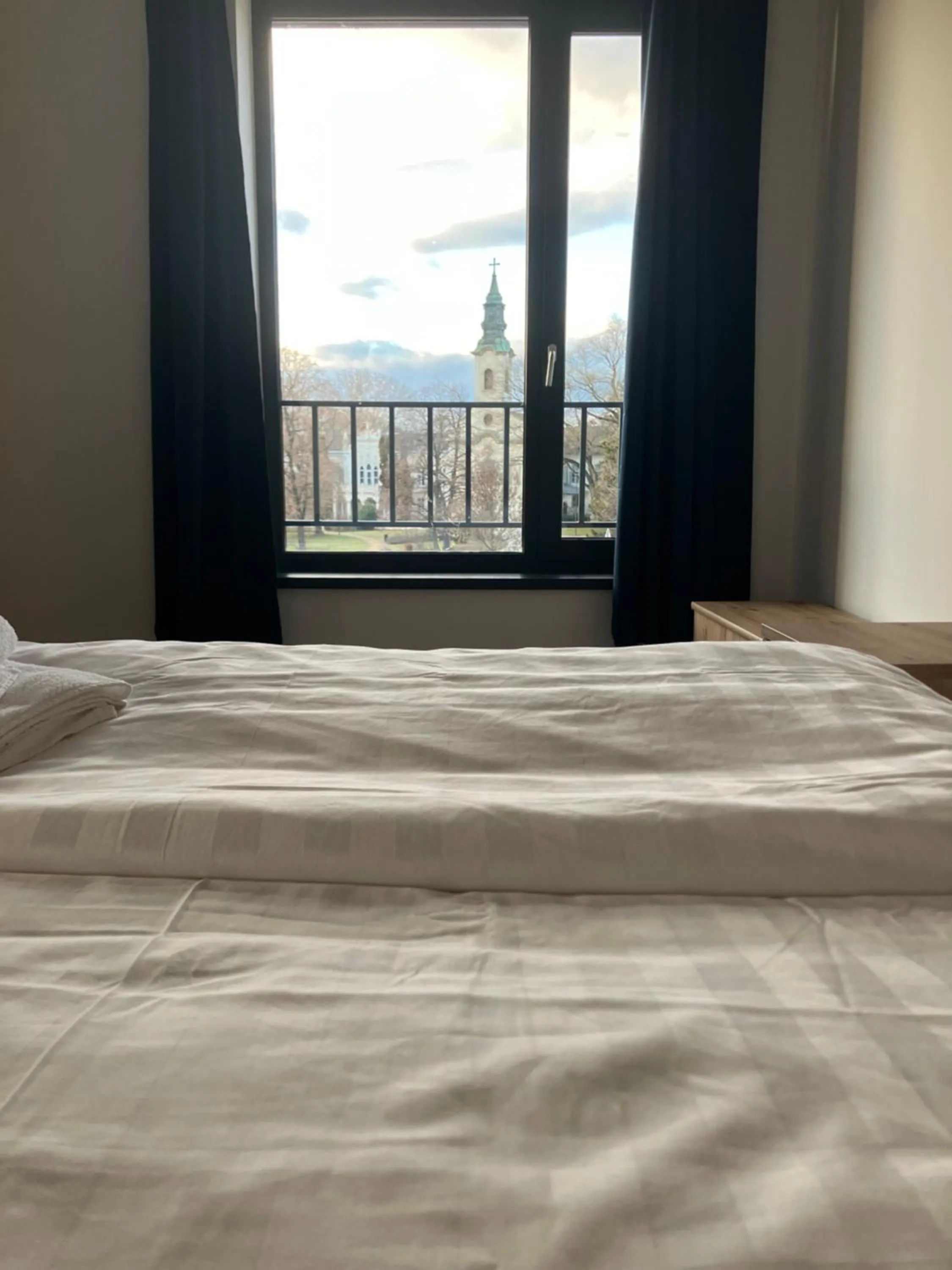 View (from property/room), Bed in Ludwig Hotel