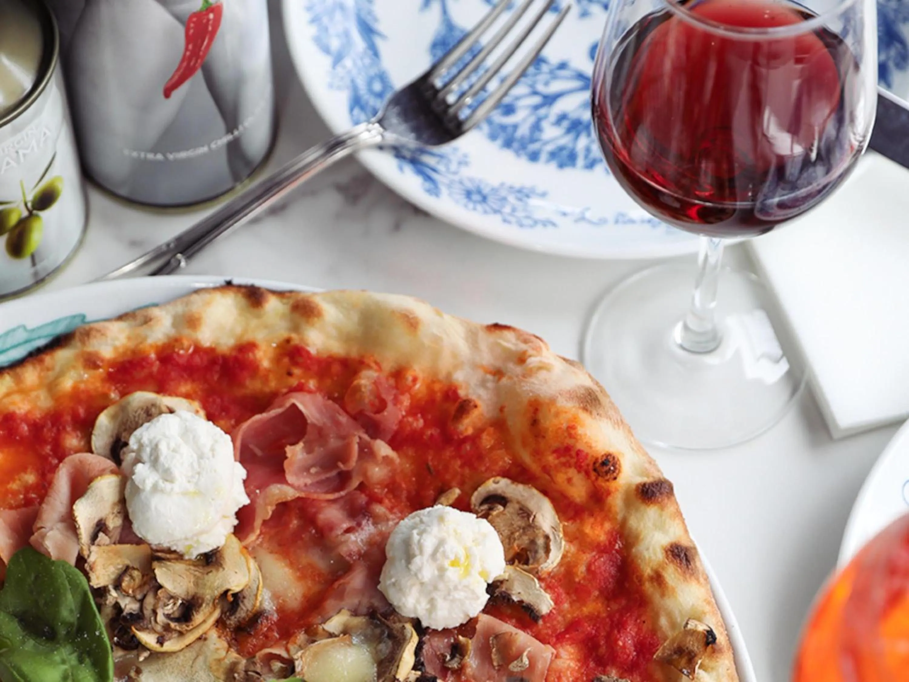 Restaurant/places to eat in Mama Shelter Paris East