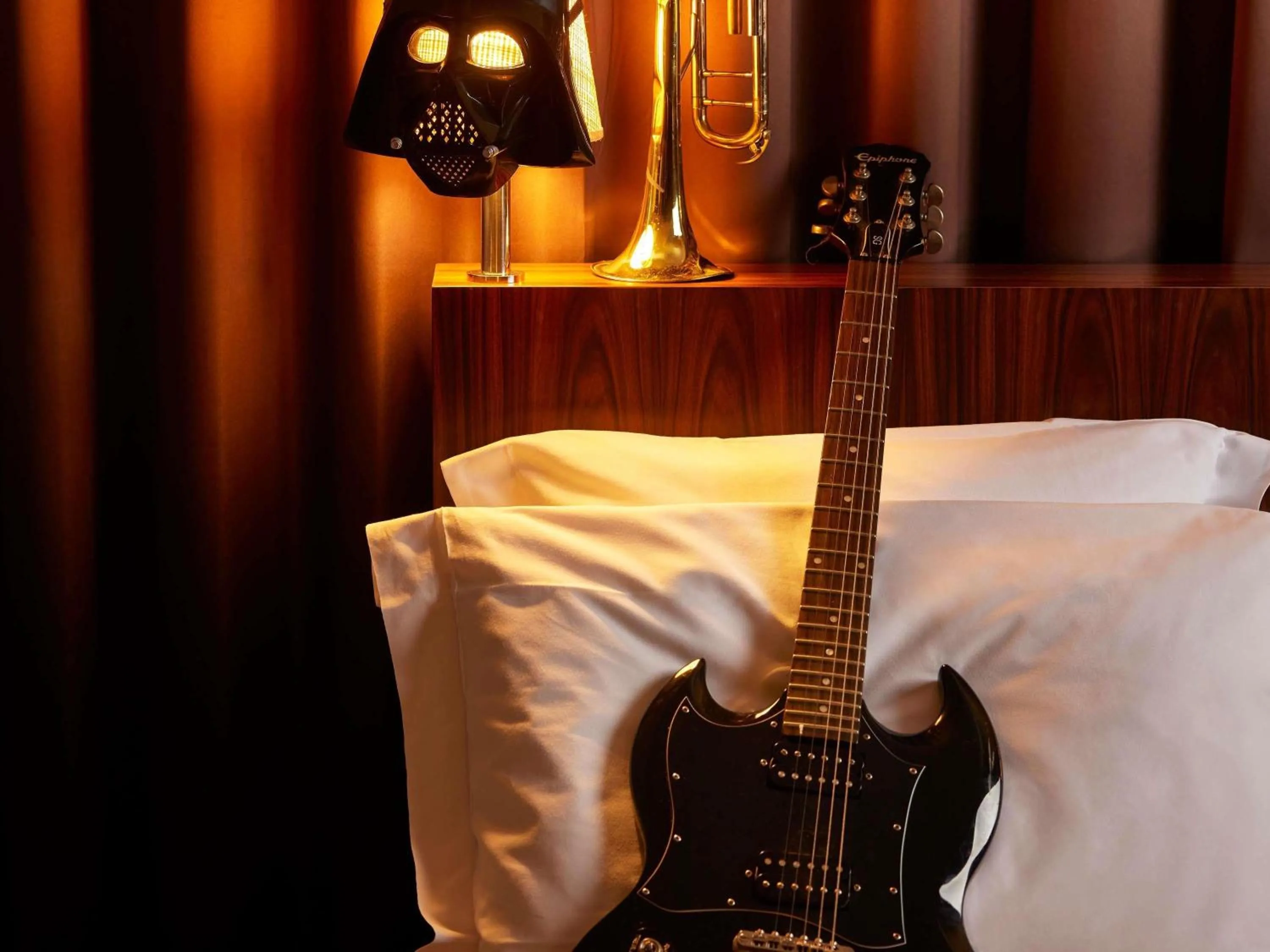 Bedroom, Bed in Mama Shelter Paris East